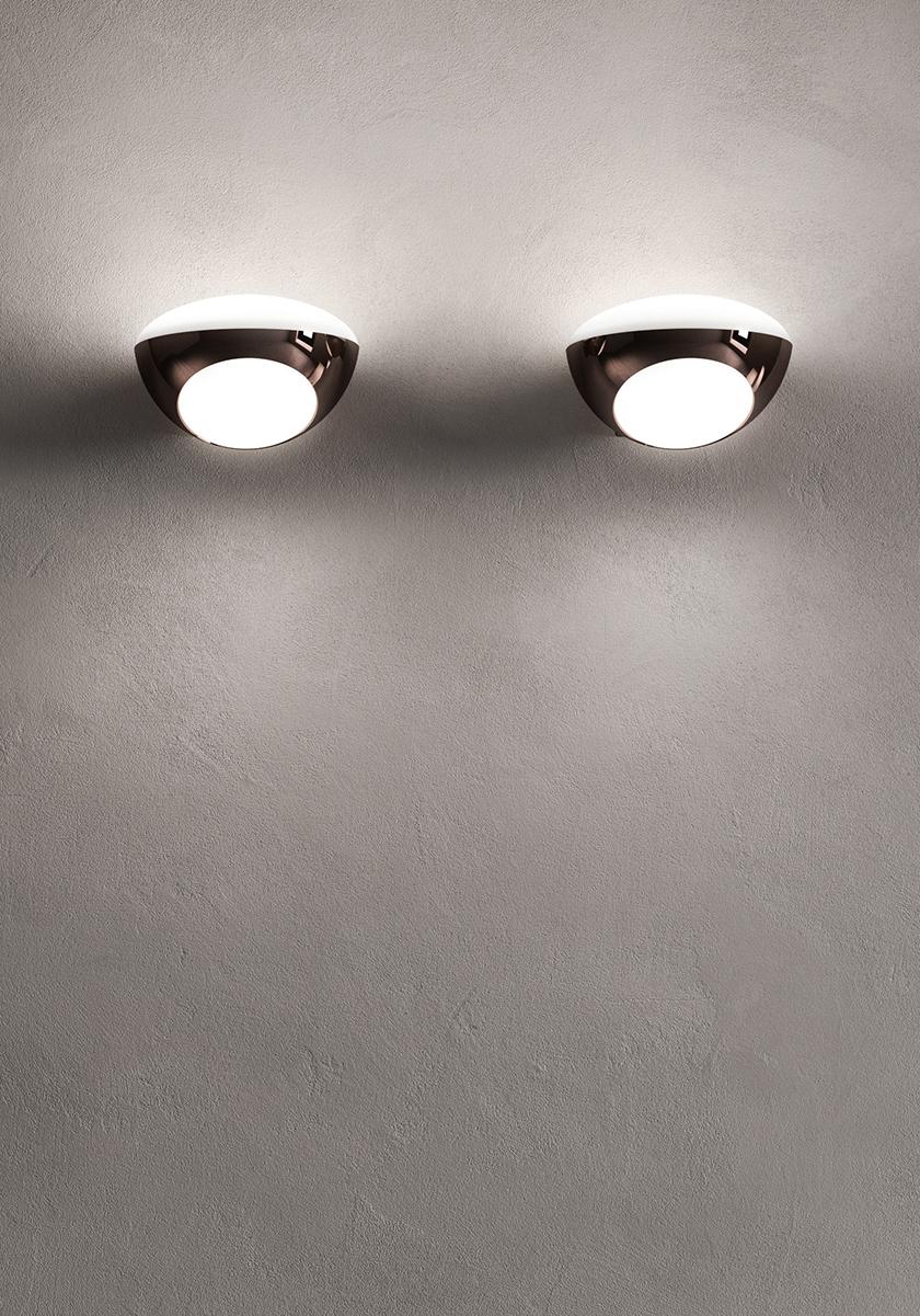 Mid-Century moderno Lampada da parete in metallo e vetro 'Tua' per KDLN in vendita