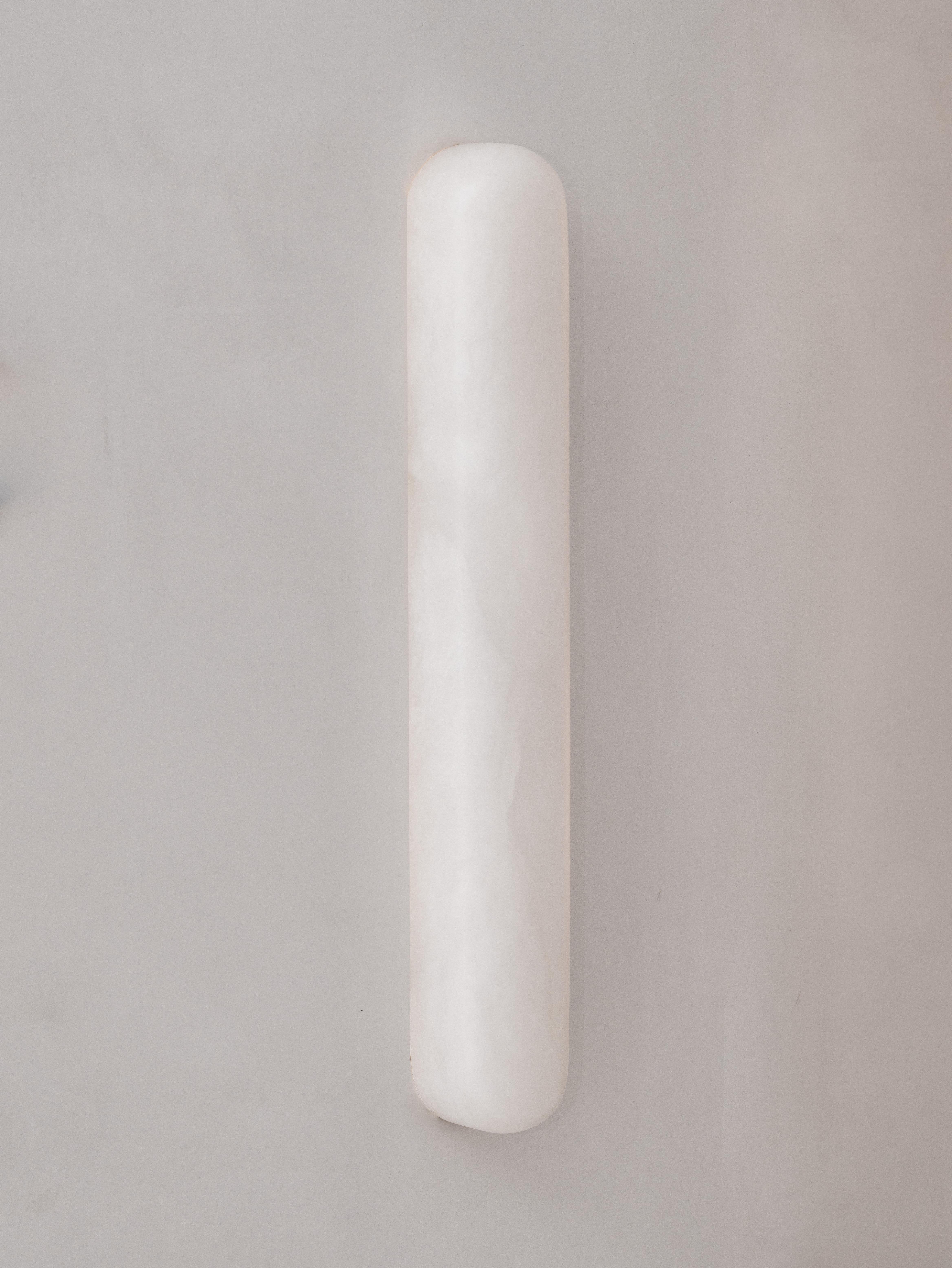 Tub 45 Aplique ancho de alabastro by Contain Posmoderno en venta