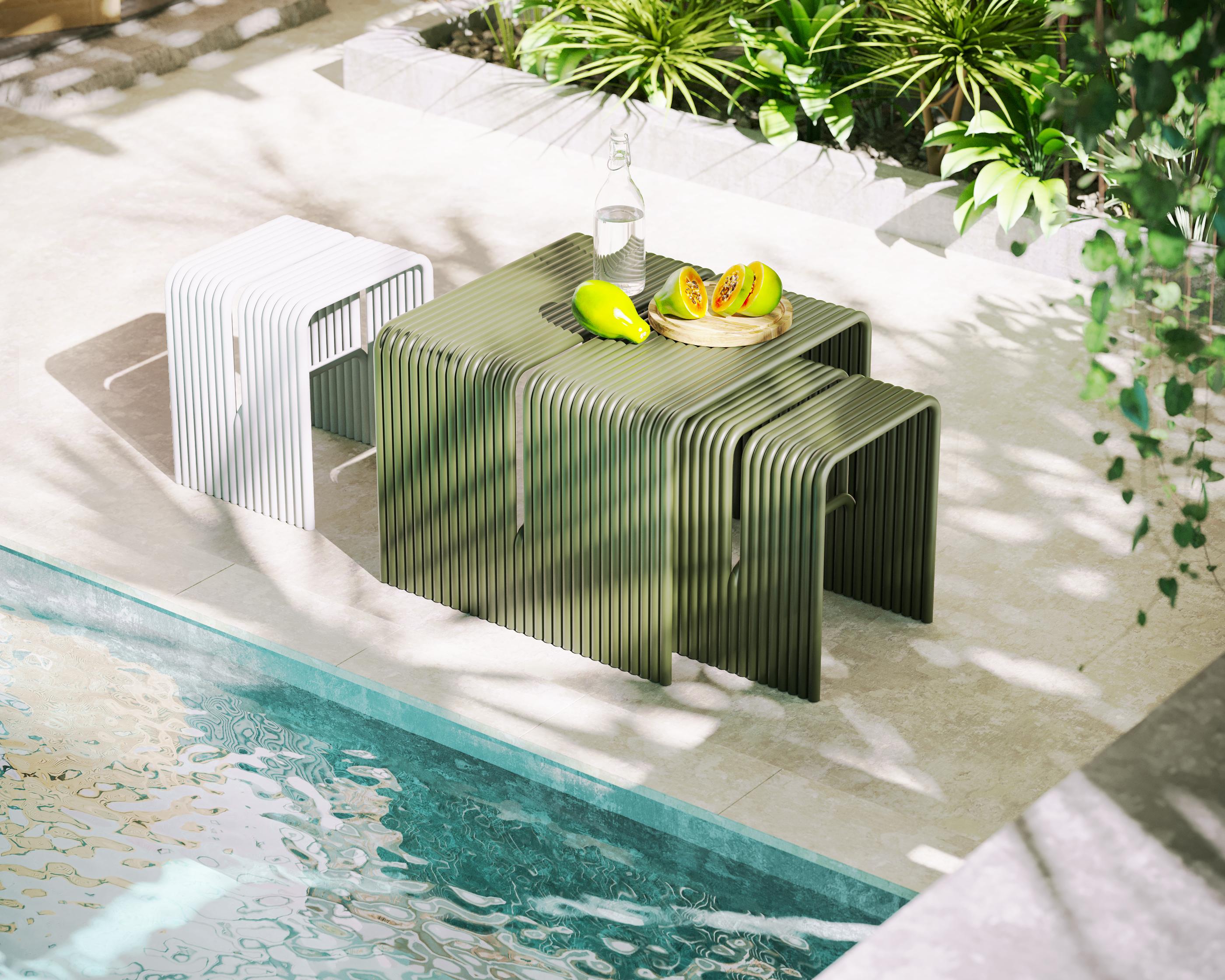 Moderne Table basse en aluminium TUbe par Joyf en vente