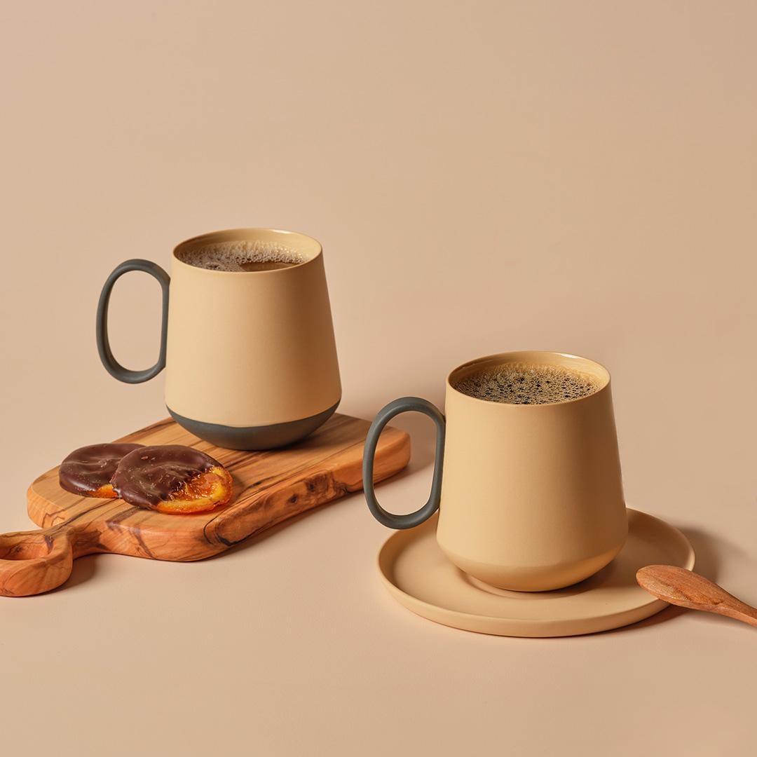 Set de dos tazas de porcelana hechas a mano - Paja   Colección Esma Dereboy Tube Turco en venta
