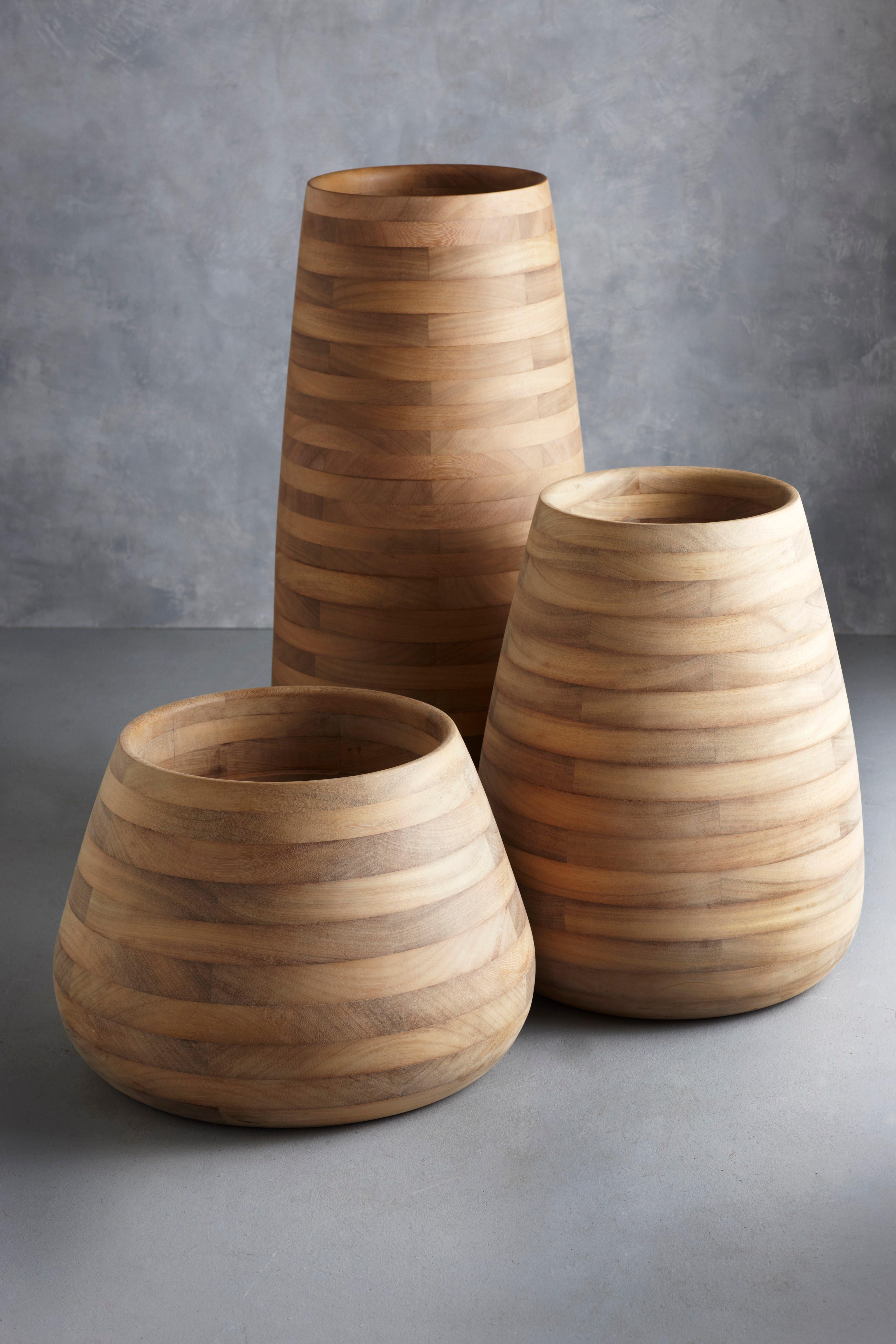 Jardinera Mediana de Madera Natural Tuber de Indigenus Siglo XXI y contemporáneo en venta