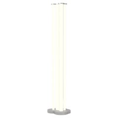 Lampadaire en tubes d'aluminium d'Atelier Areti