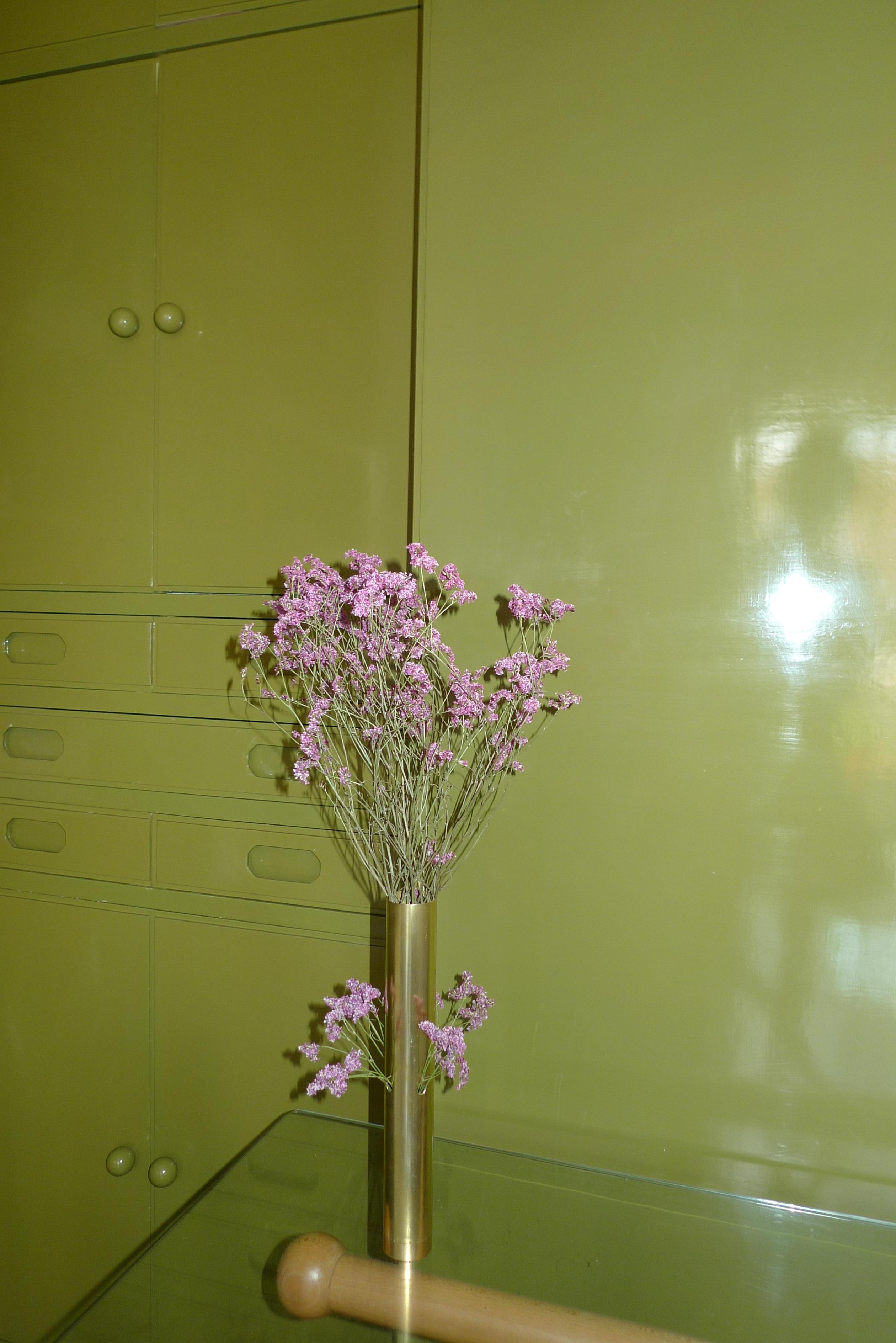 Polished Tubino 001 Minimal Aluminium Flower Vase For Sale