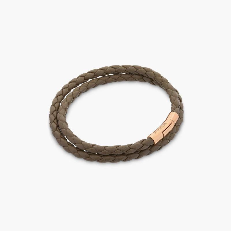 Tubo Taito Double Wrap Bracelet in Brown Leather with 18K Rose Gold, Size S

Genuine brown-coloured Italian leather is intricately hand-wrapped into our classic braid design, securely fastened with an 18k rose gold click clasp, all meticulously