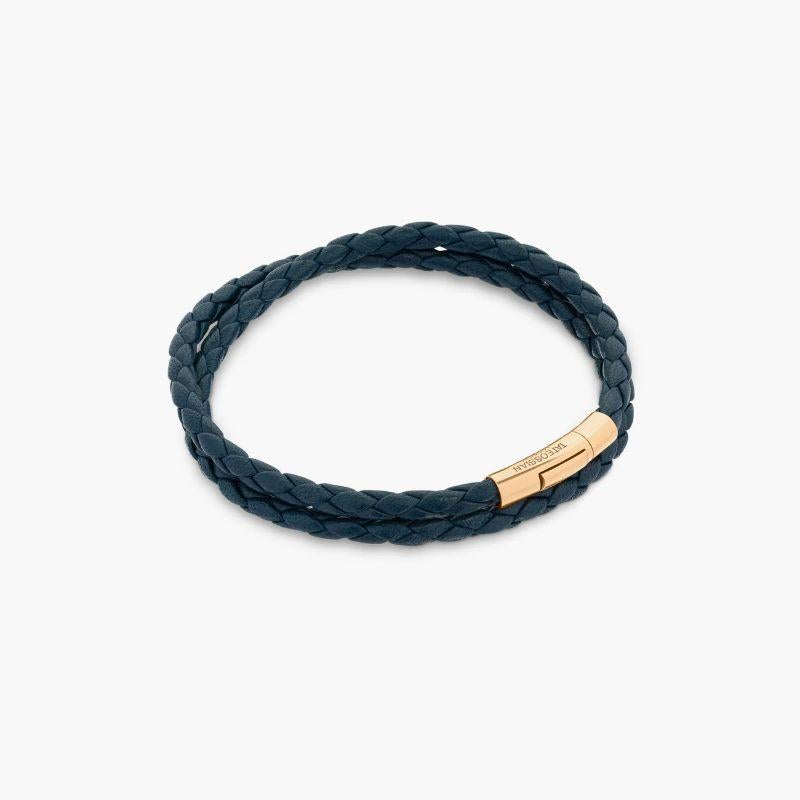Tubo Taito Double Wrap Bracelet in Navy Leather with 18K Rose Gold, Size S

Genuine navy-coloured Italian leather is intricately hand-wrapped into our classic braid design, securely fastened with an 18k rose gold click clasp, all meticulously
