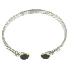 Tubogas-Halskette in Goldoptik und grünen Achaten