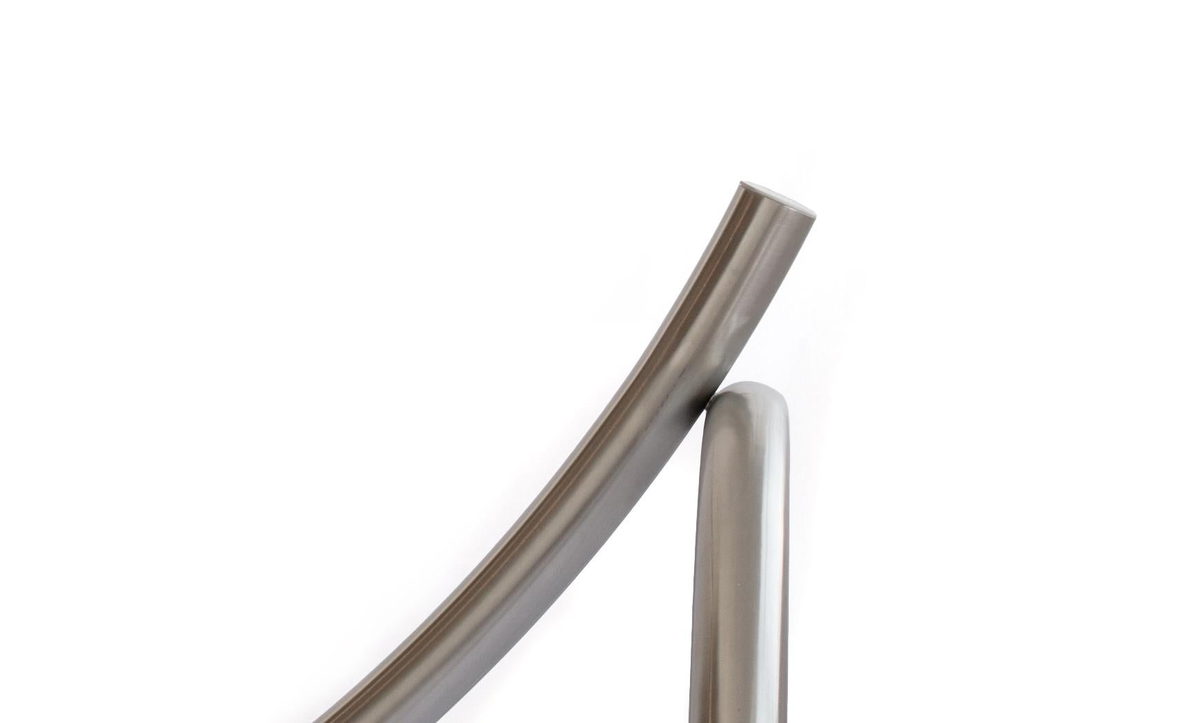 Tubs i Llums #04 von Max Enrich, Stehlampe aus Edelstahl im Angebot 3