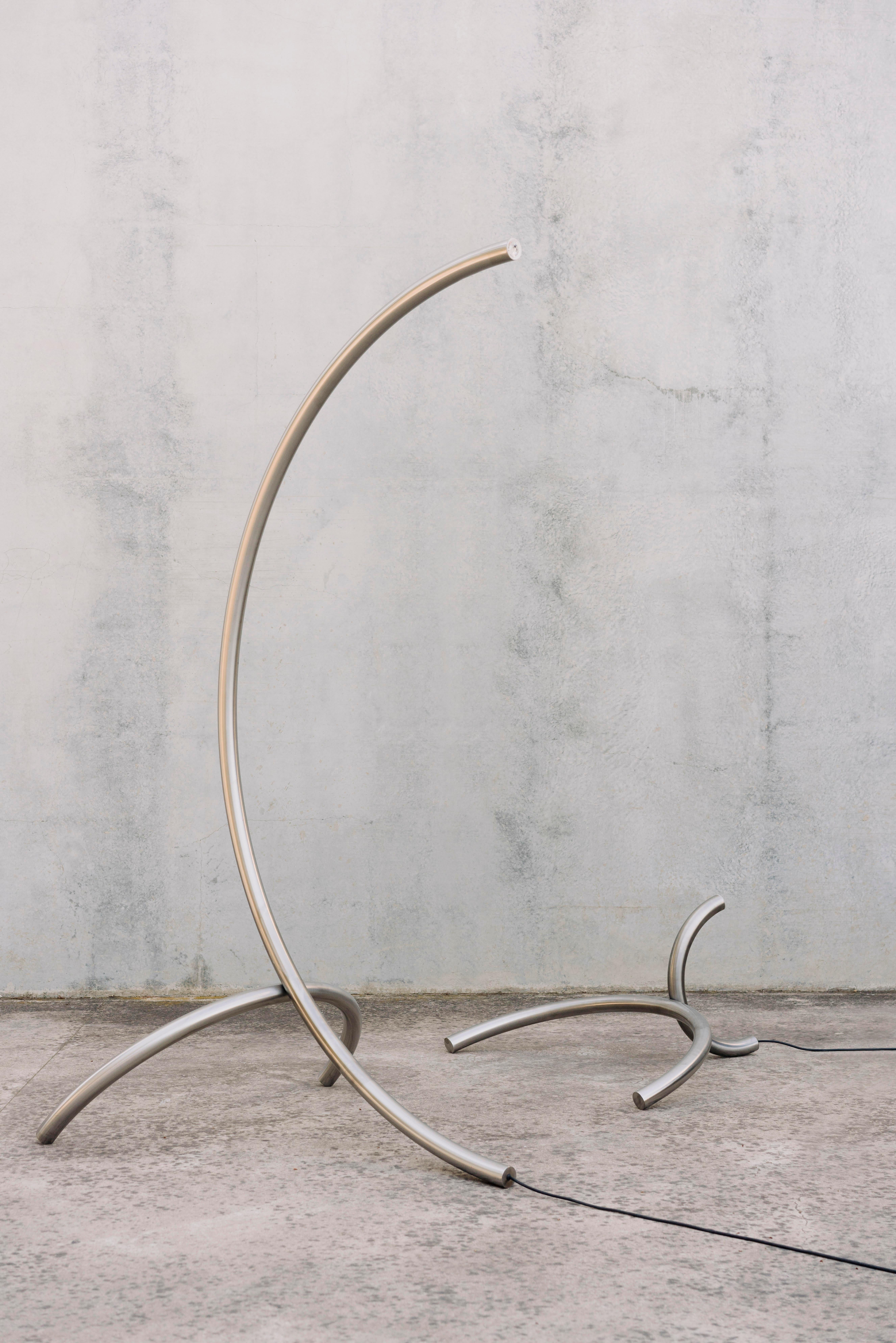 Playing with the narrow line between design and pure aesthetics, Max Enrich focusses on a constant search for bold and suggesting forms which can be used as a chair, as a table or as a sculpture. It’s all about coming up with a functional solution -