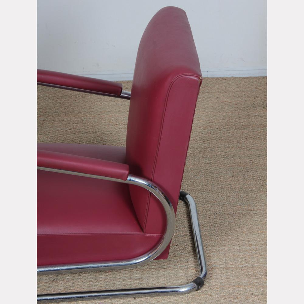 Tubular armchair from the 1960s (Französisch) im Angebot