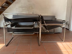 Fauteuils tubulaires en chrome et cuir, Bauhaus / Mid-Century Modern