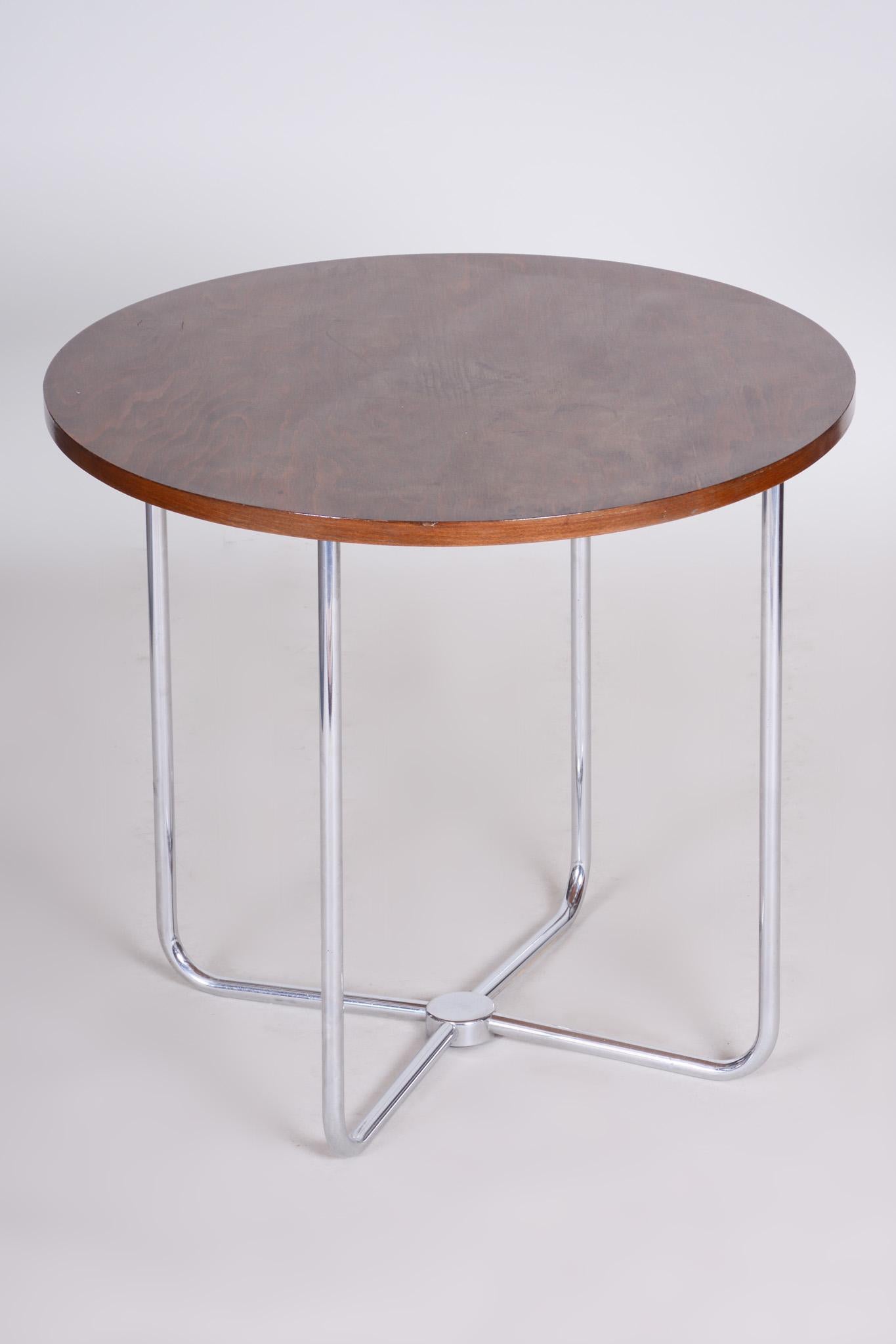 bauhaus round table