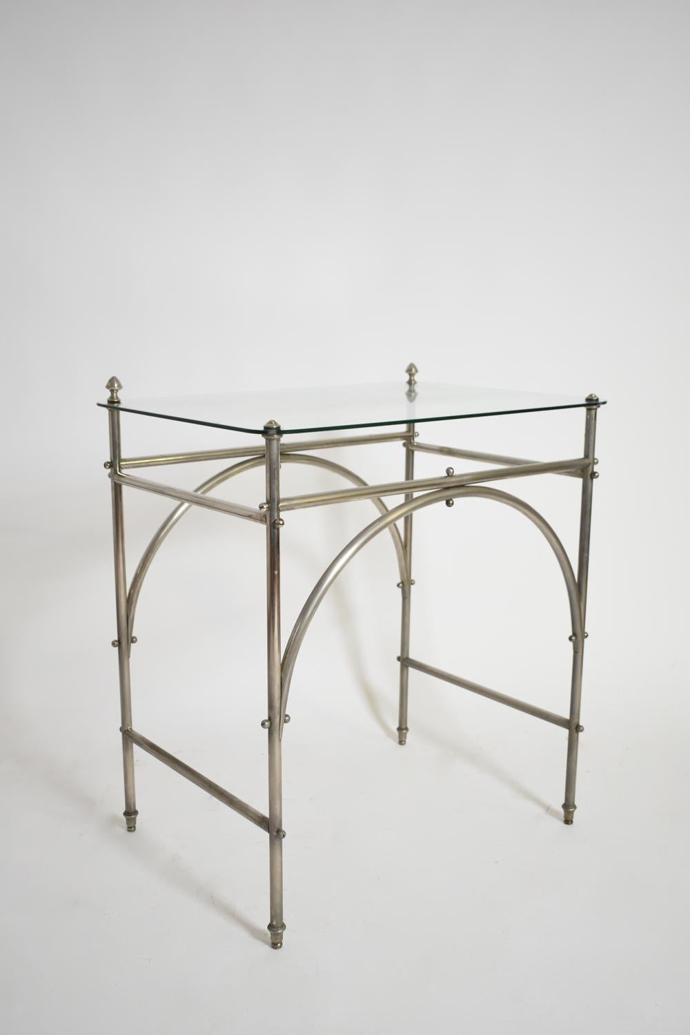 Début du 20ème siècle Table tubulaire en fer chromé et verre, années 1920. en vente