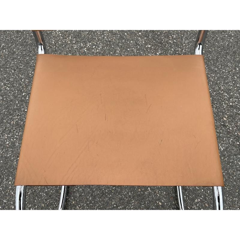 Sillón tubular de cromo y cuero MR20 de Ludwig Mies van der Rohe, Italia, años 80 en venta 10