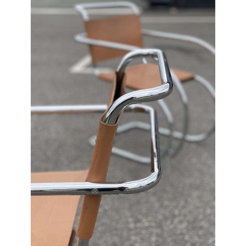 Sillón tubular de cromo y cuero MR20 de Ludwig Mies van der Rohe, Italia, años 80 Cuero en venta
