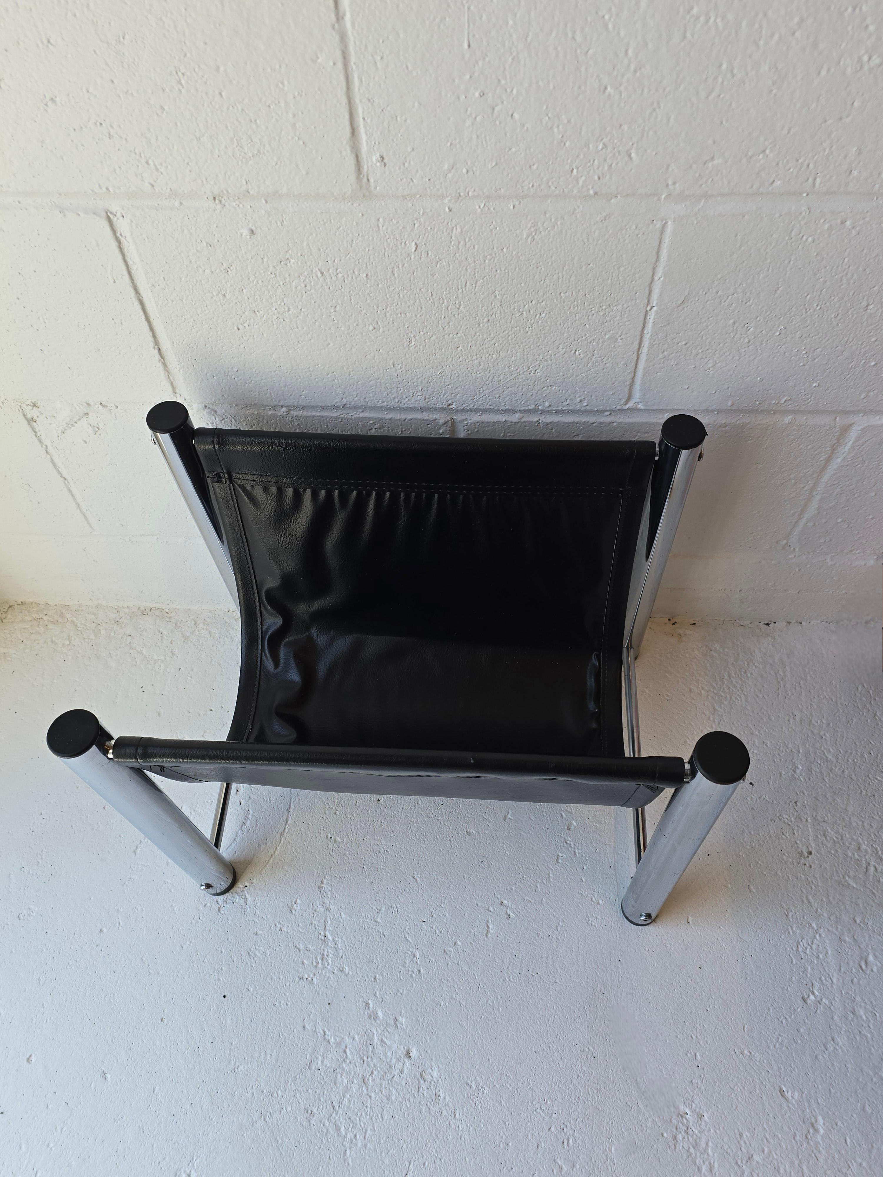 Mid-Century Modern Tubular Chrome Magazine Book Newspaper Holder Rack For Sale