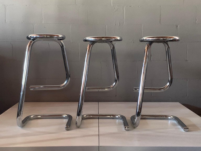 Tubular Chrome Steel Bar Stools K700 at 1stDibs tubular bar