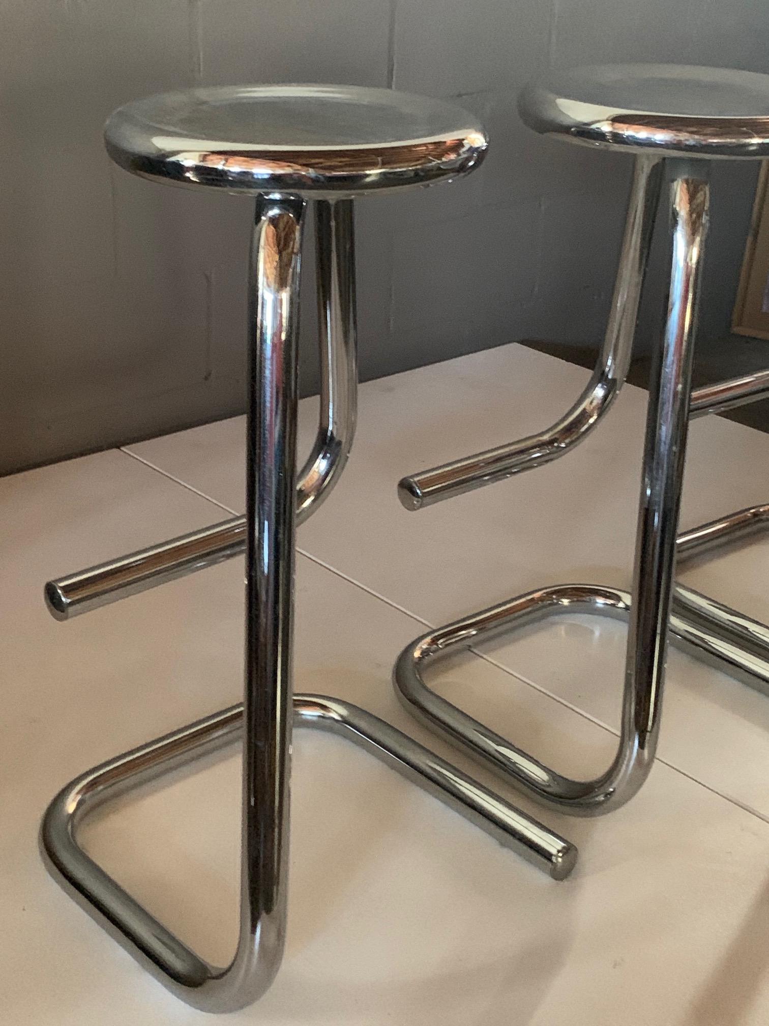 tubular bar stools
