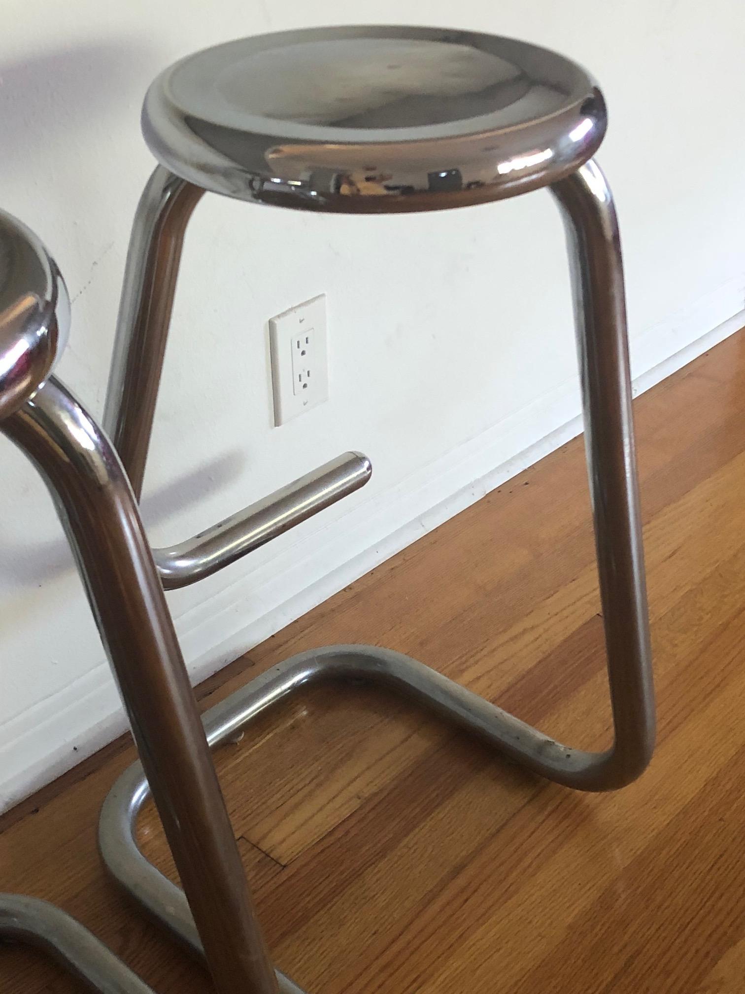Tubular Chrome Steel Bar Stools K700 Kinetics In Good Condition In St.Petersburg, FL