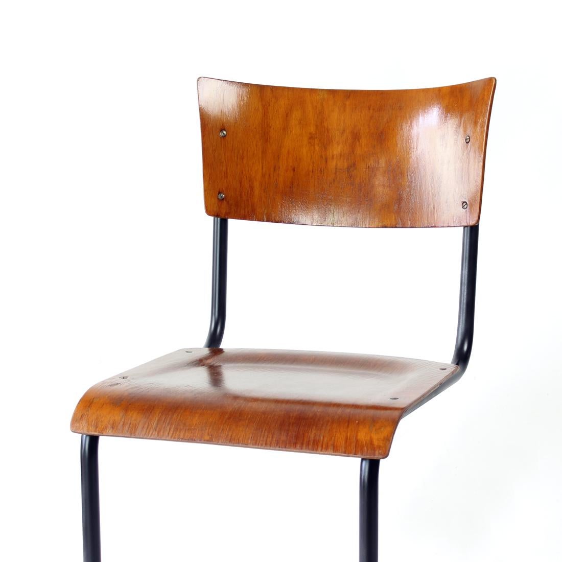 This chair made of bent steel pipe construction, bent plywood seat and backrest. Original design by Mart Stam, designer of the Bauhaus period. This chair was produced in Czechoslovakia where these chairs were manufactured by Kovona company in 1950s.