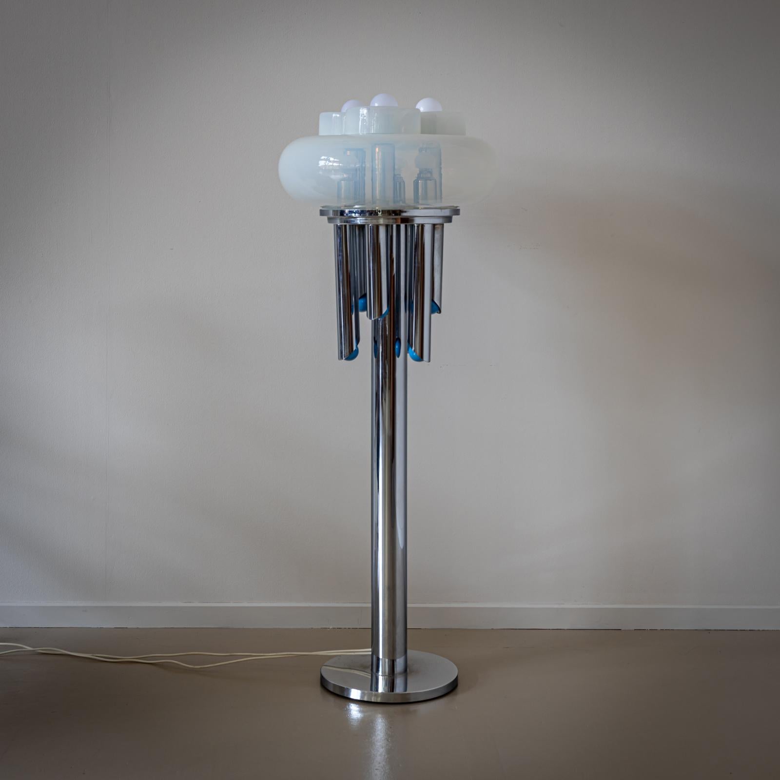 Lámpara de pie tubular, attr. a Carlo Nason, Italia Mediados del siglo XX Italiano en venta