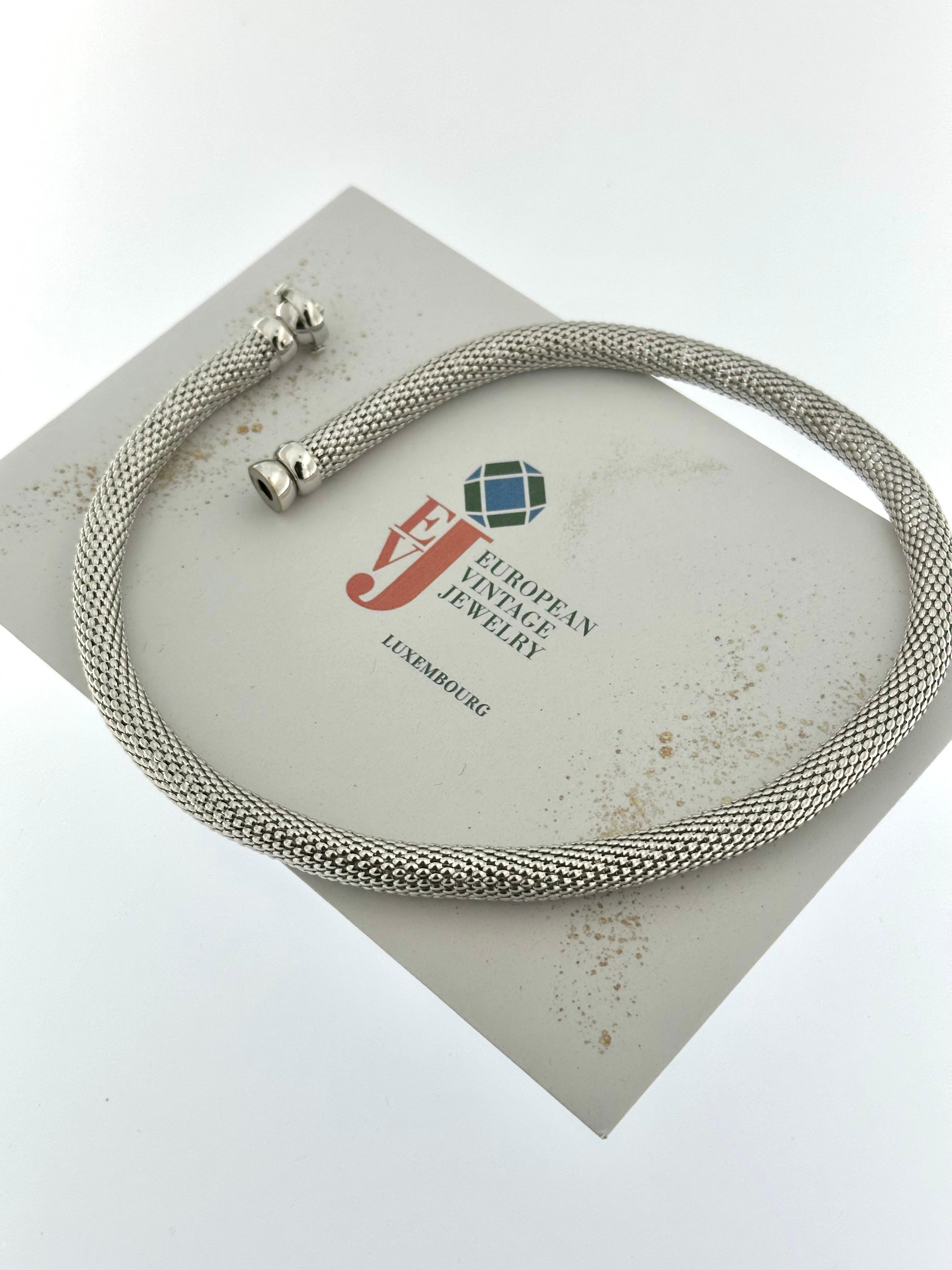 Collana Tubular Mesh in oro bianco di Urbino in vendita 4
