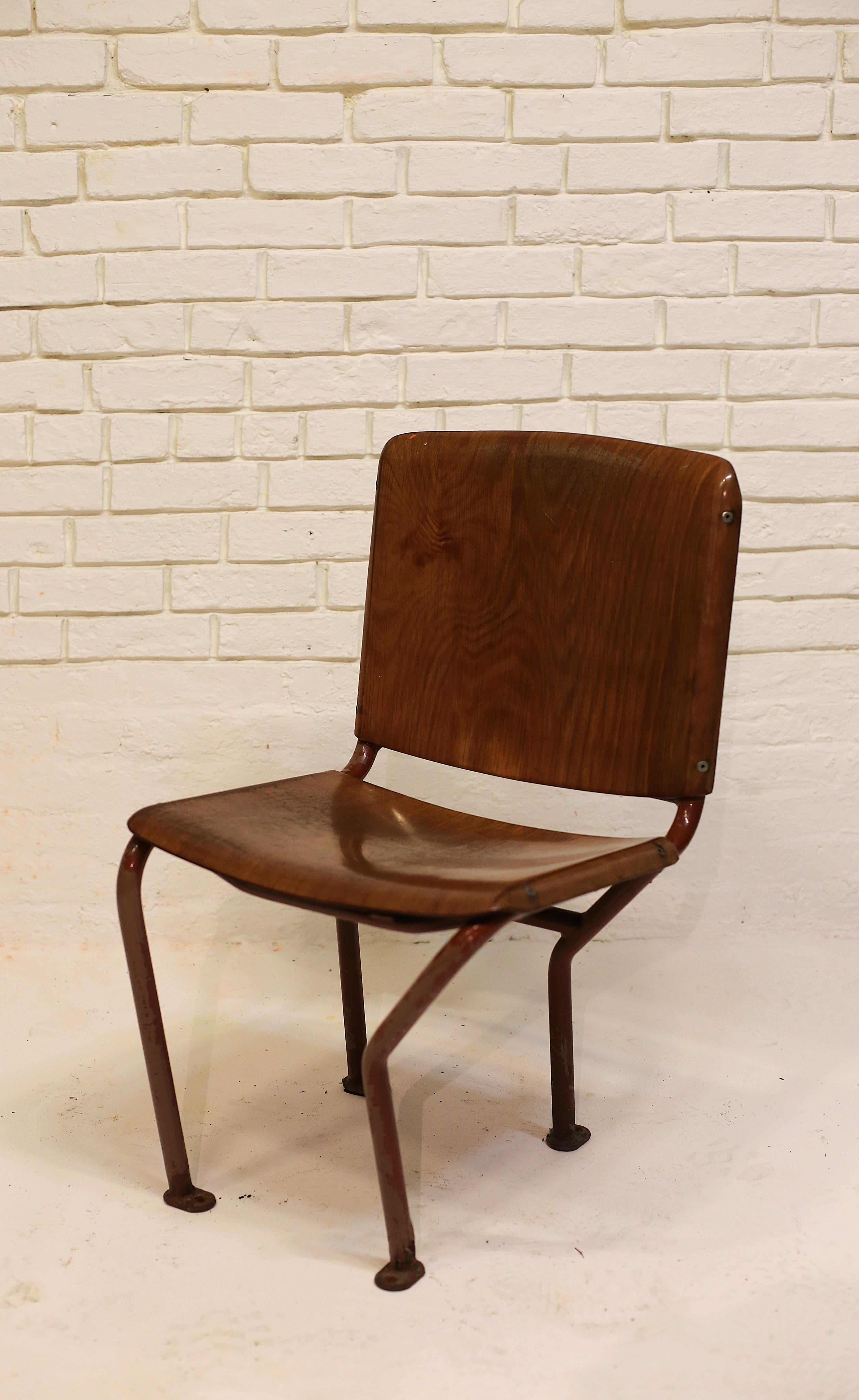 Straßenbahnstuhl aus Metallrohr und Sperrholz von der Wiener Straßenbahn im Angebot 5