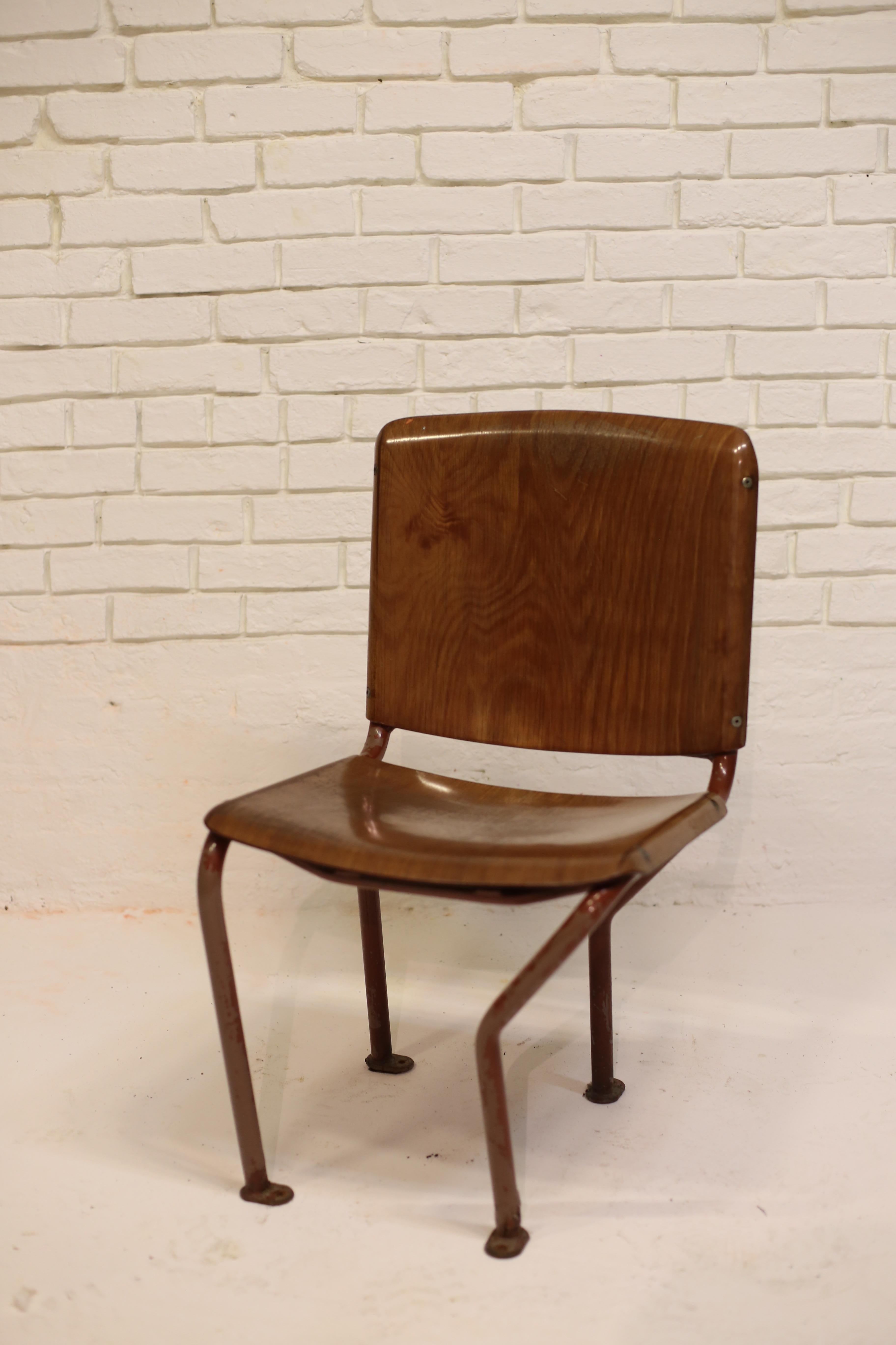 Straßenbahnstuhl aus Metallrohr und Sperrholz von der Wiener Straßenbahn im Angebot 1