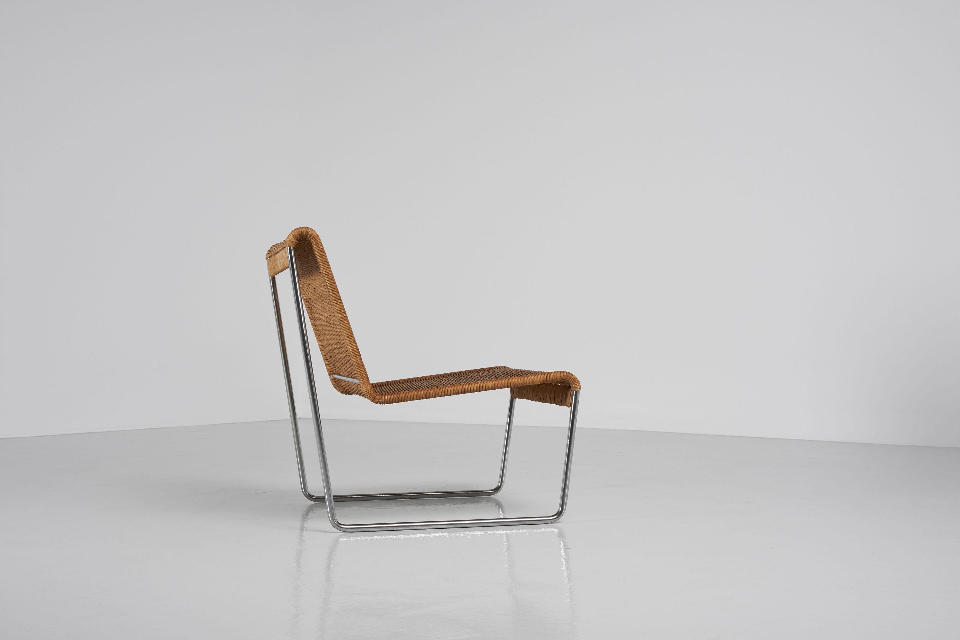 Tubular modernist lounge chair Germany 1960s In Good Condition For Sale In Roosendaal, Noord Brabant