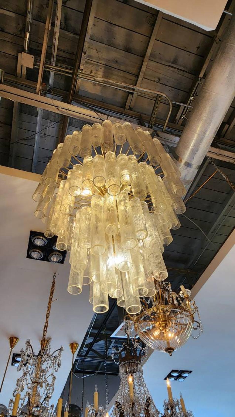 Verre Tubular Murano Style Chandelier 3-Tiered en vente