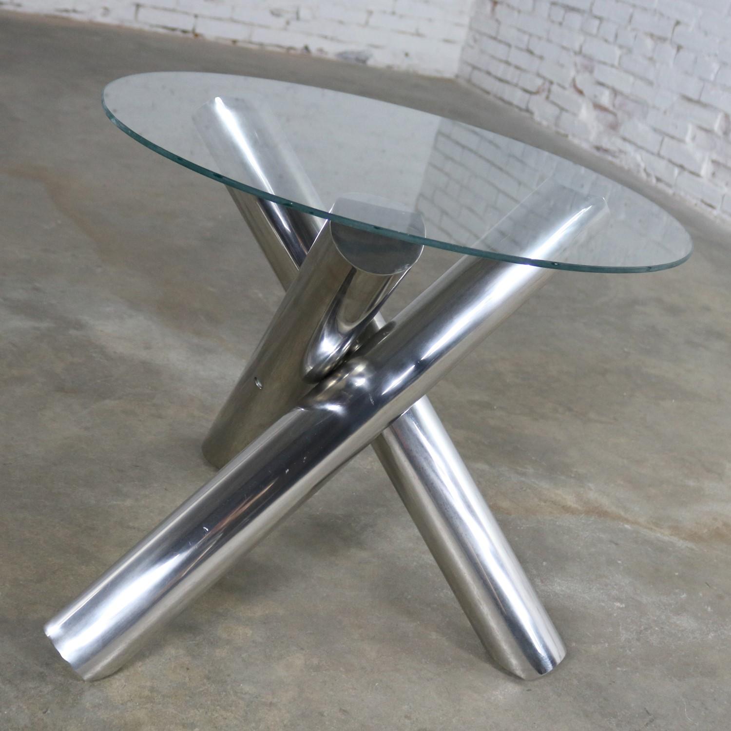 Tubular Stainless-Steel Jacks Tripod End Table Round Glass  In Good Condition In Topeka, KS
