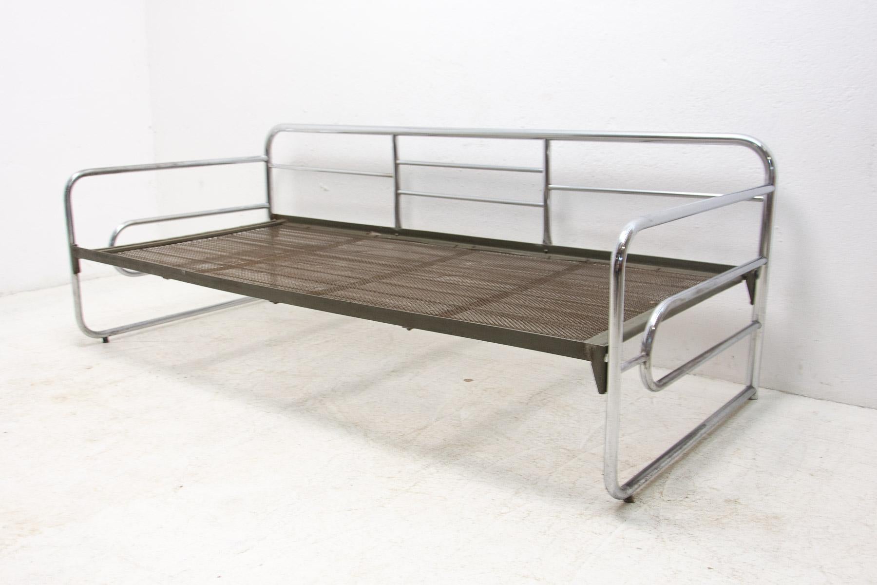 Tubular steel Bauhaus sofa, 1930´s, Bohemia 1