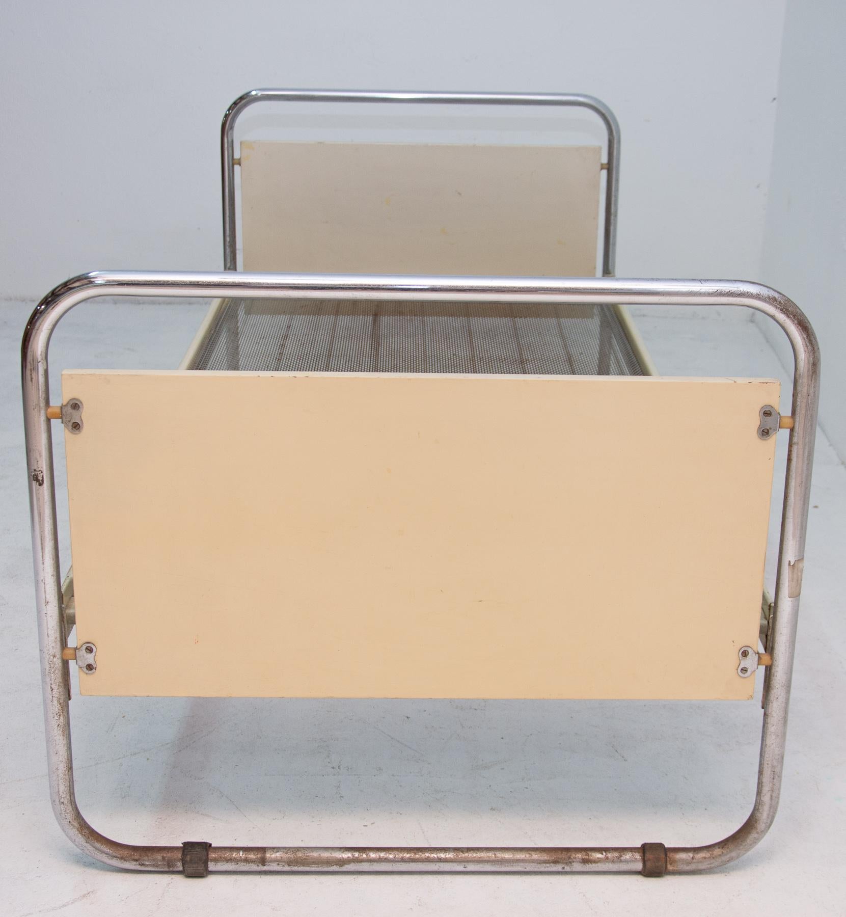 Bauhaus Tubular Steel Bed by Slezák, 1930´s, Czechoslovakia For Sale