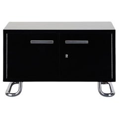 Tubular steel cabinet in Bauhaus Design