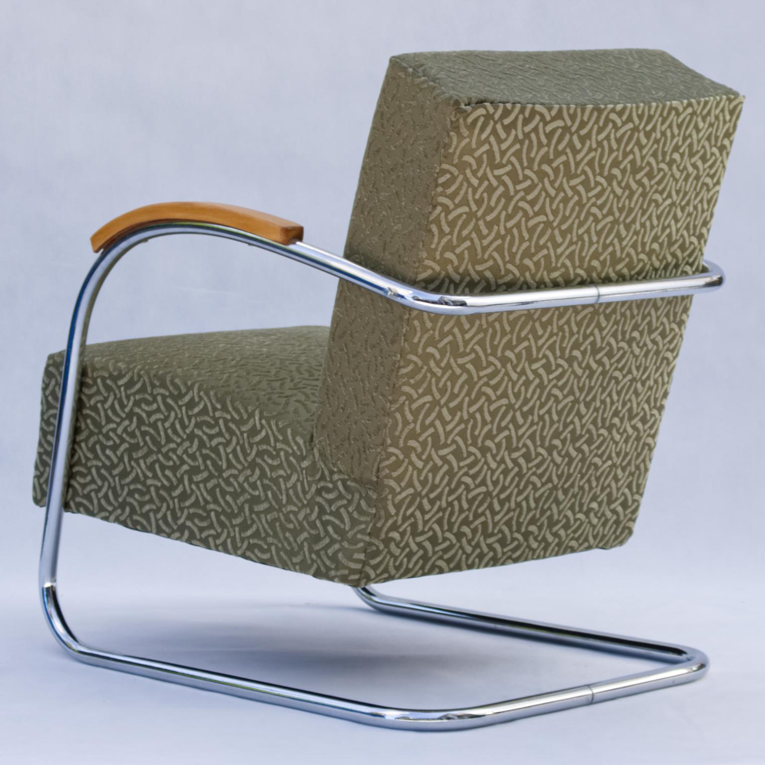 Tubular Steel Cantilever Armchair Fn 21 by Mücke & Melder, circa 1930 In Good Condition For Sale In Lucenec, SK