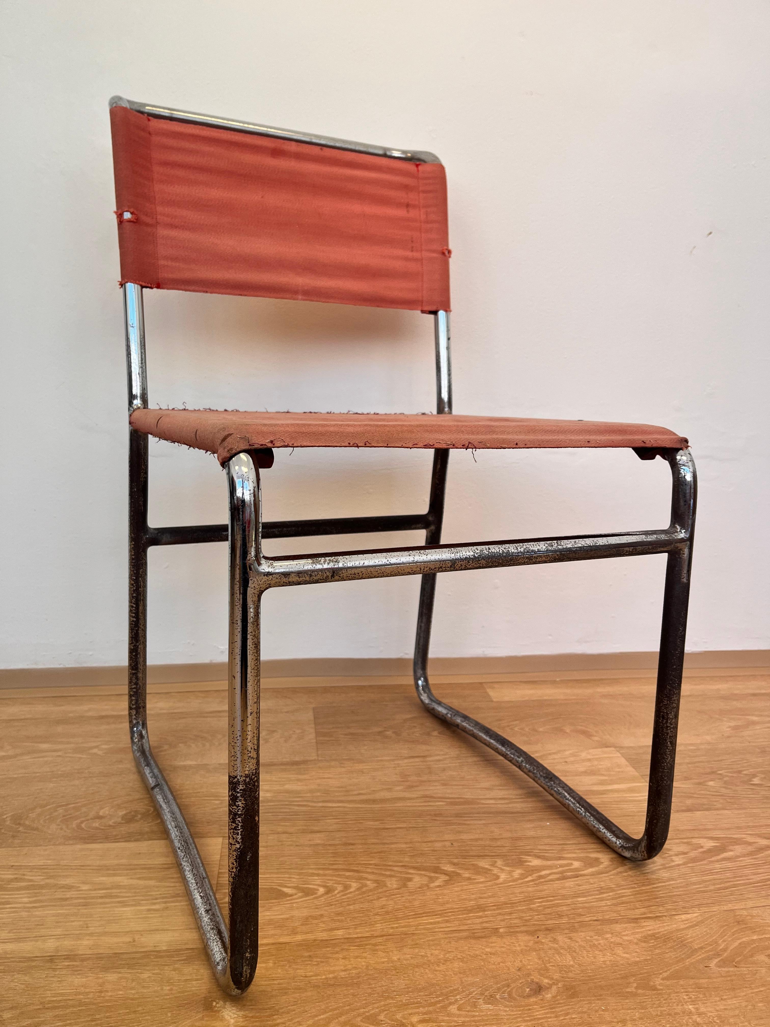 Bauhaus-Stuhl aus Stahlrohr und Chromrohr von Hynek Gottwald - 1930 (Eisengarn) im Zustand „Relativ gut“ im Angebot in Praha, CZ