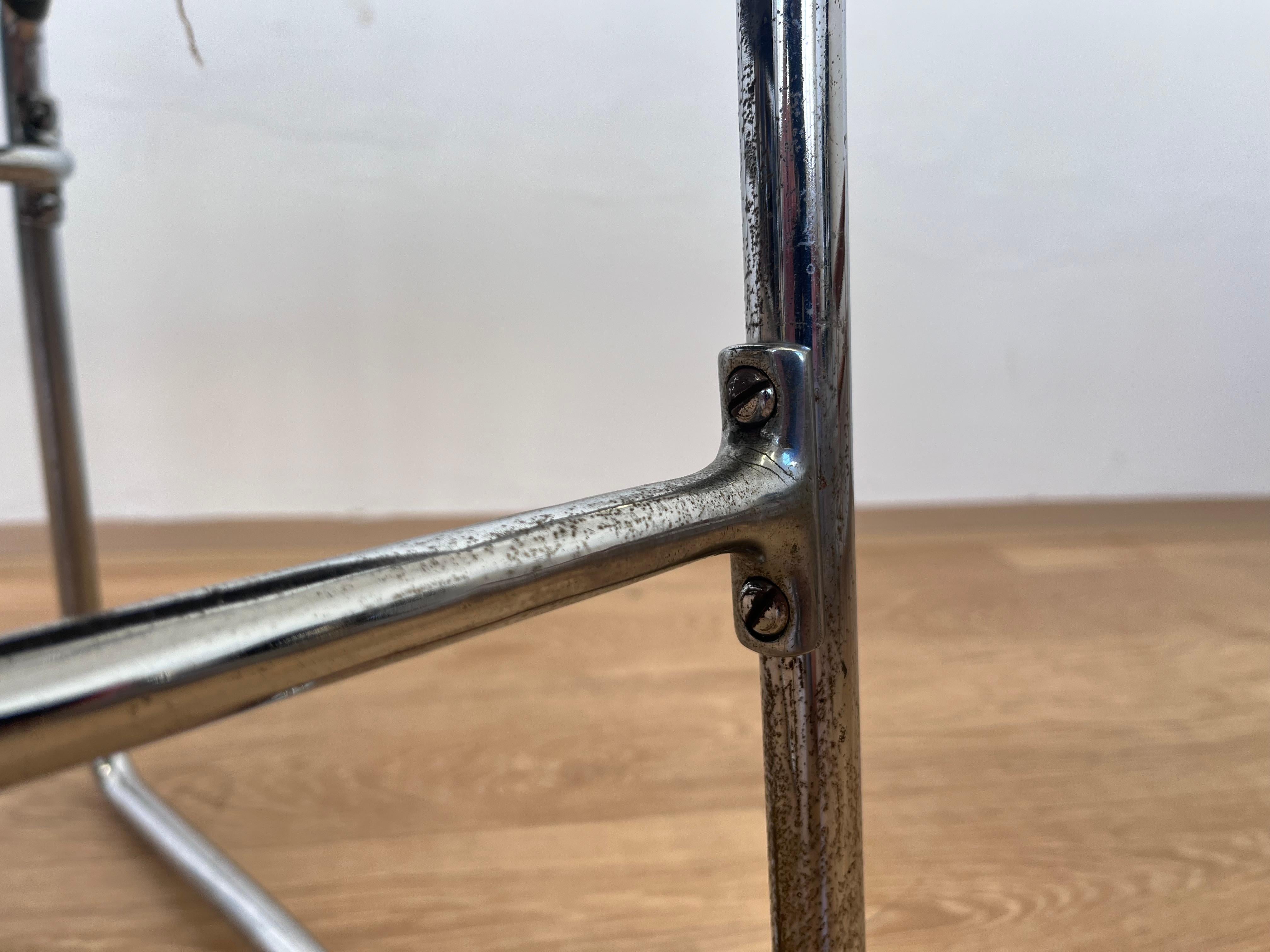 Tubular Steel Chrome Bauhaus Chair by Hynek Gottwald - 1930 (Eisengarn) For Sale 1