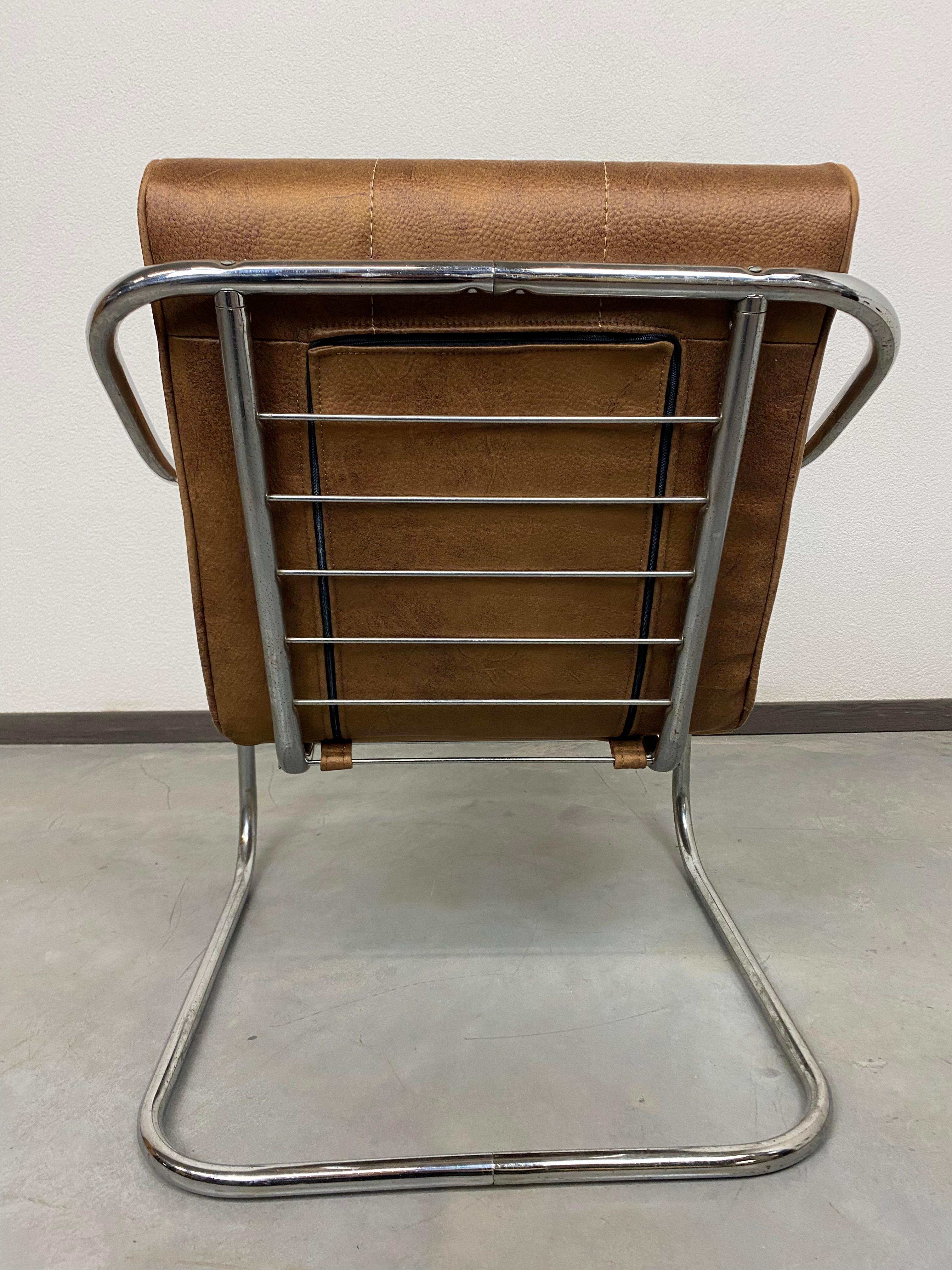 Tubular Steel Lounge Chair 3