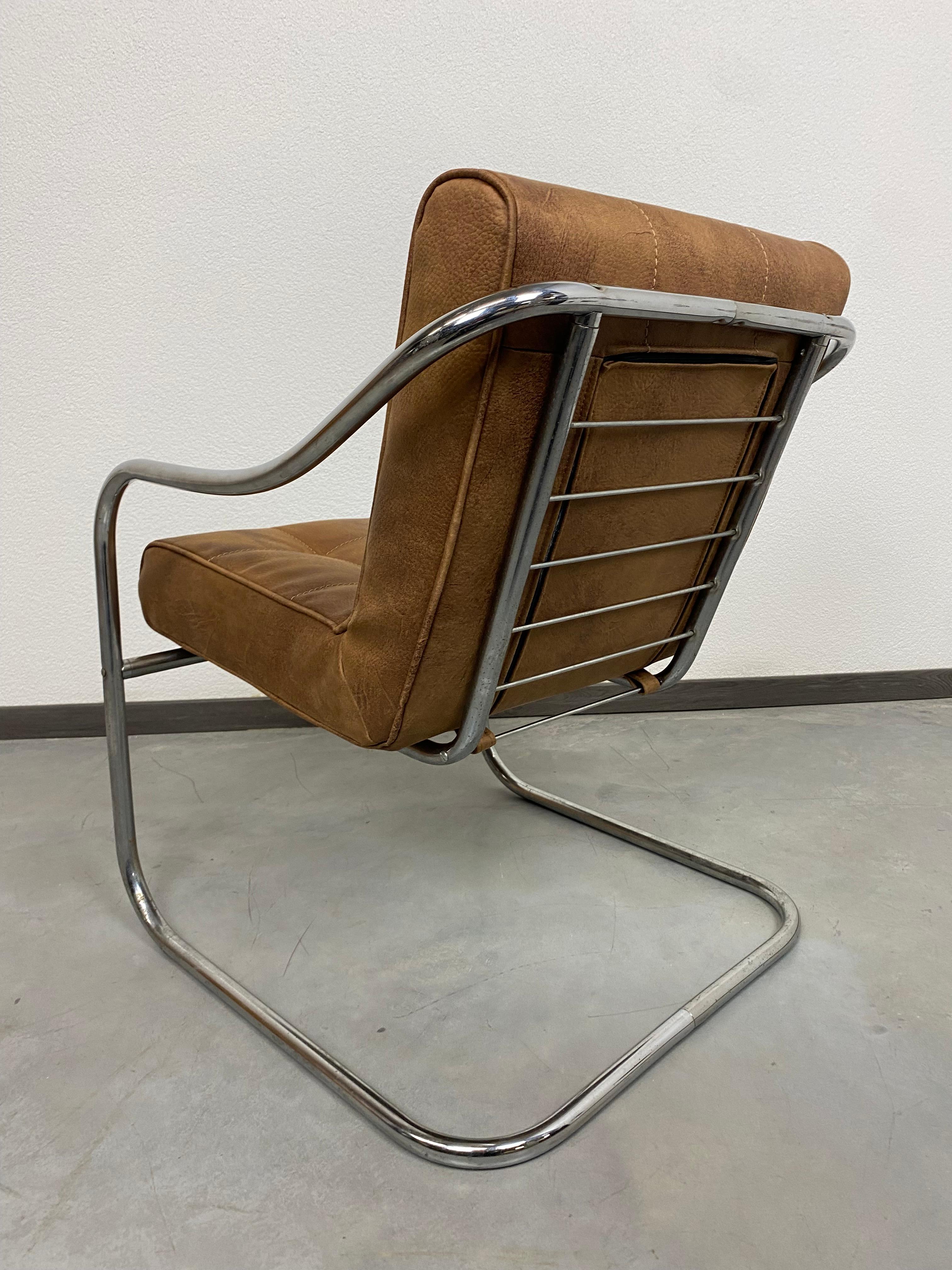 Tubular Steel Lounge Chair 2