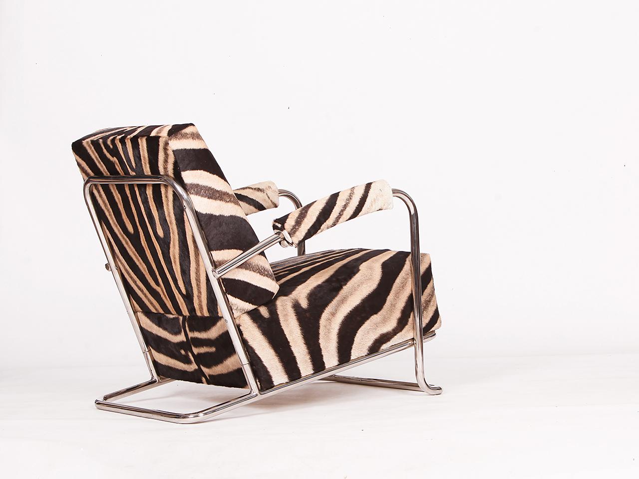 Acciaio Sedia a sdraio in acciaio tubolare Zebra Hide di Fa. Hynek Gottwald, 1930 in vendita