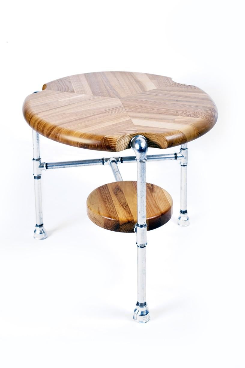 Mesa tubular del ganador del Festival Internacional de Diseño Designblok Praga 2015 Petr Lehky.