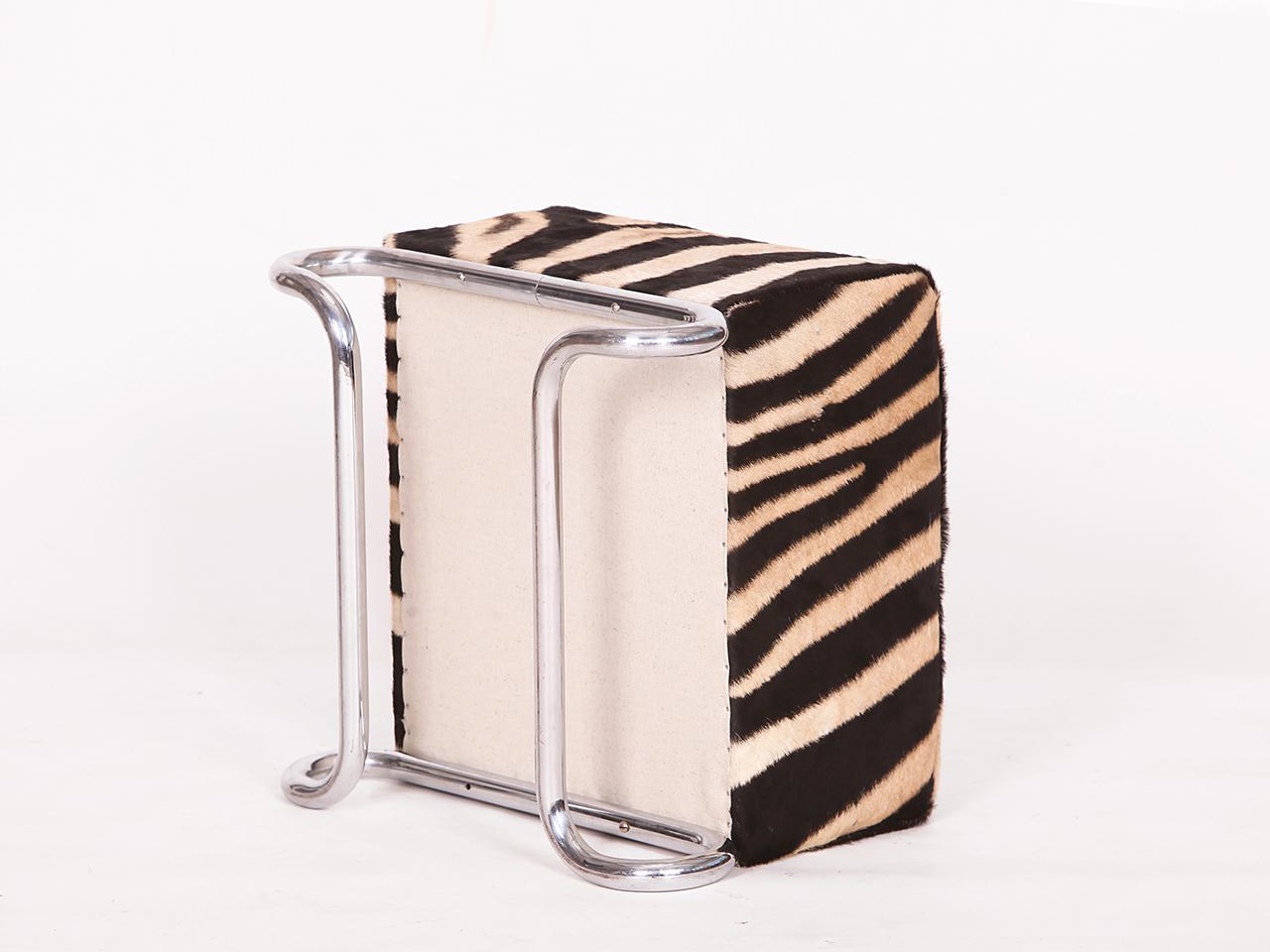 Stahlrohrhocker aus Zebrafell von Hynek Gottwald, 1930er Jahre im Angebot 4