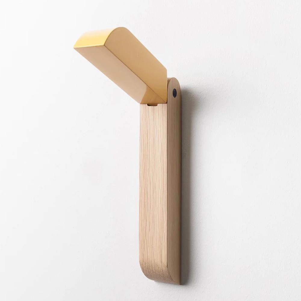 Coat Rack Tucano Yellow Set of 3 in solid oak,
with lacquered hook in yellow finish.
2 wall fixing points, screws not included.
Also available on request in 6 colors:
Red or Turquoise or Yellow or Night Blue or White or Light Grey.