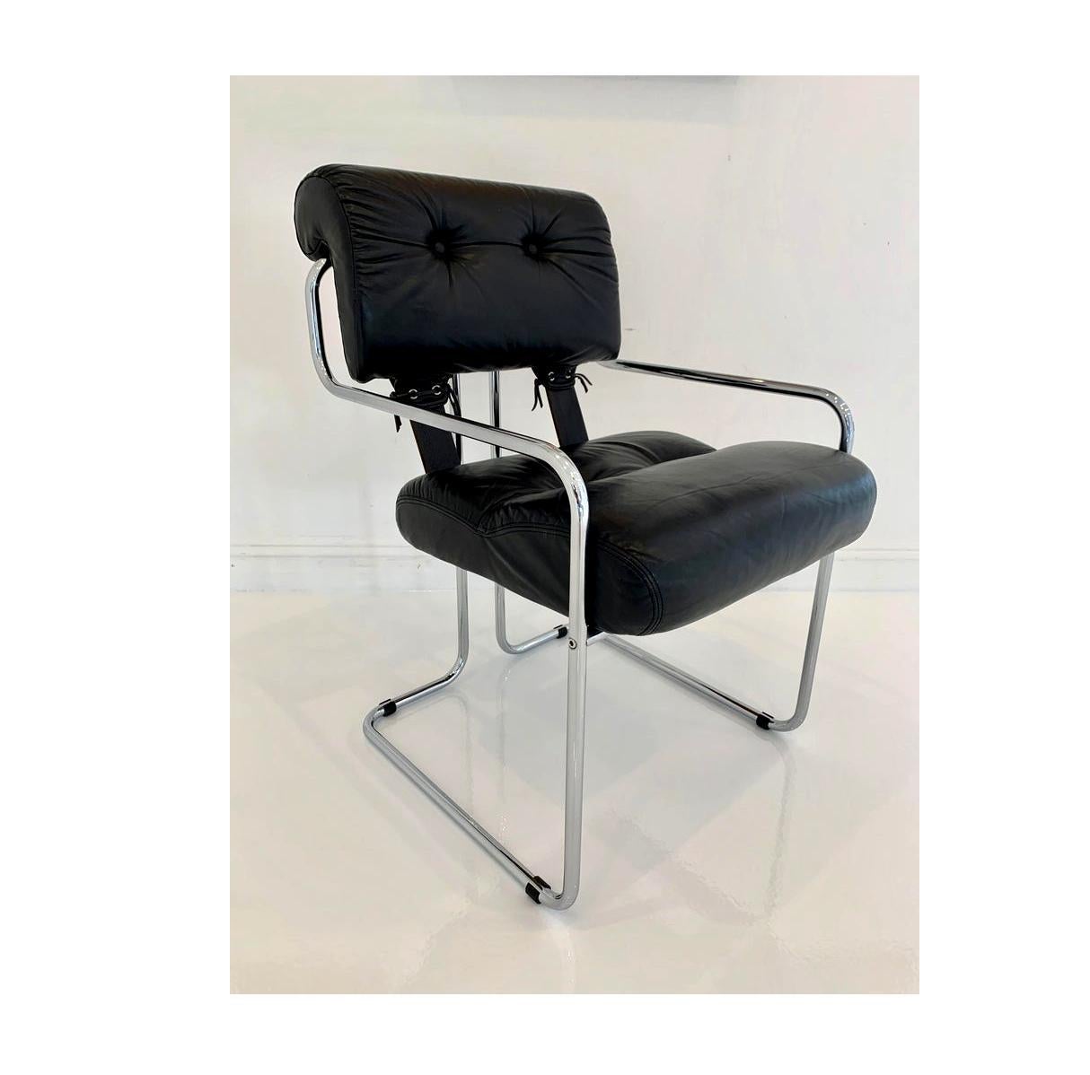 'Tucroma' Chair in Black Leather by Guido Faleschini In Good Condition In Los Angeles, CA