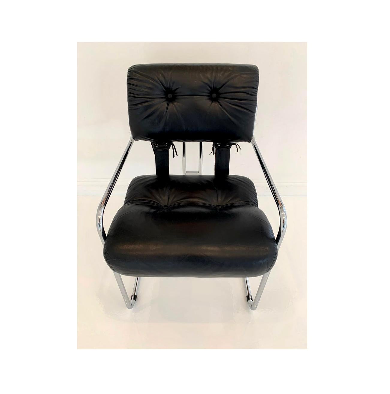 'Tucroma' Chair in Black Leather by Guido Faleschini 1