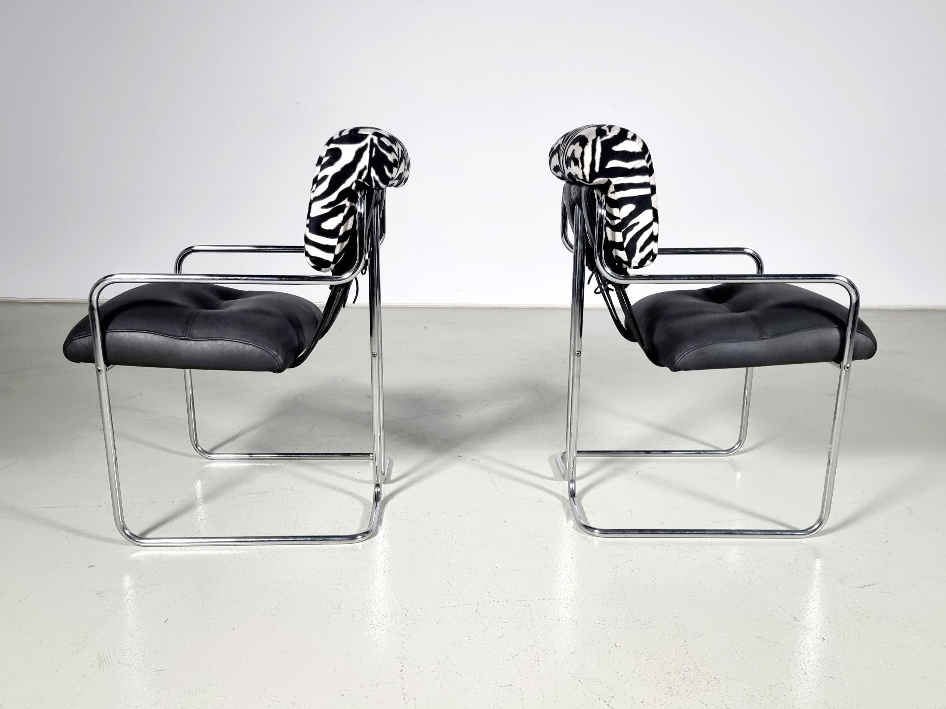Tucroma Chairs in black leather and zebra fabric, Guido Faleschini, Mariani In Good Condition For Sale In amstelveen, NL