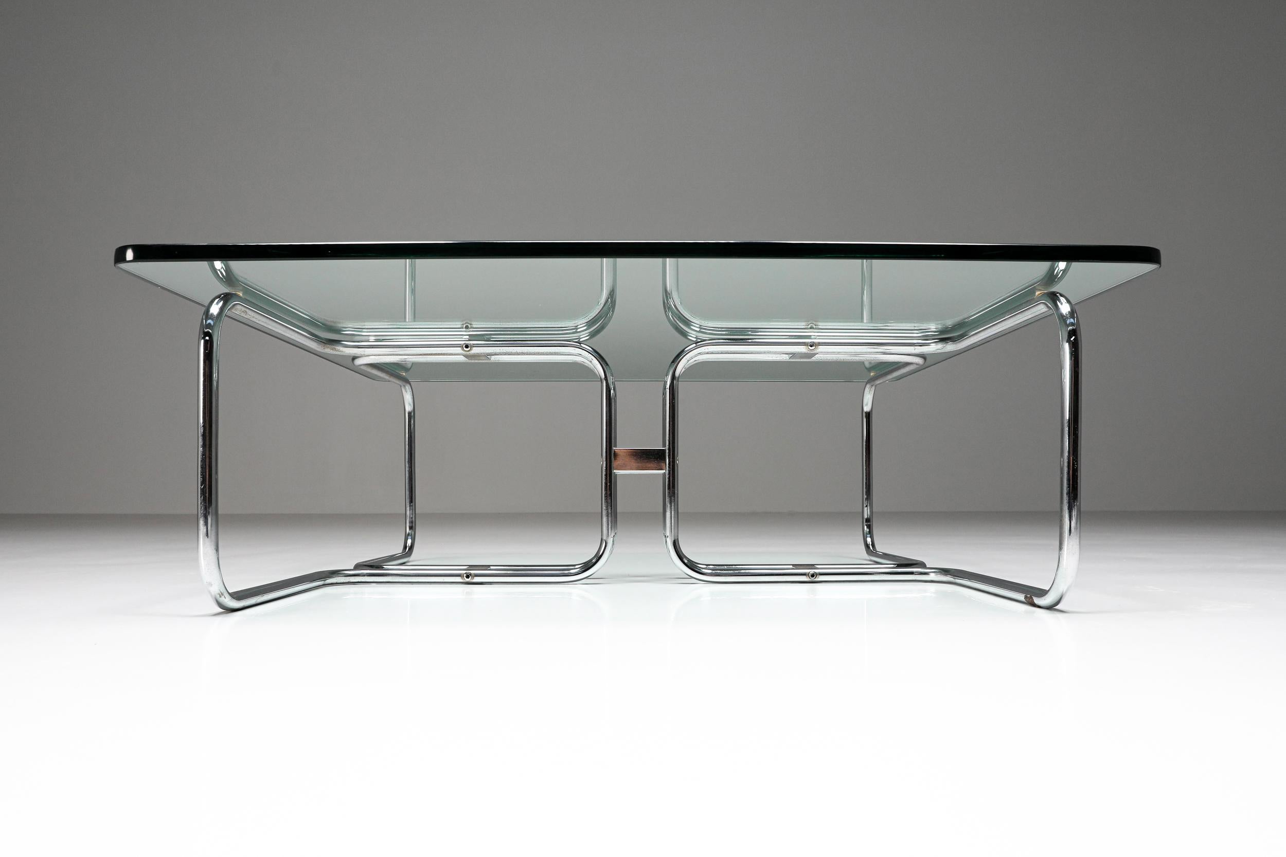 Late 20th Century Tucroma Coffee Table by Guido Faleschini for Pace Collection, Italian design