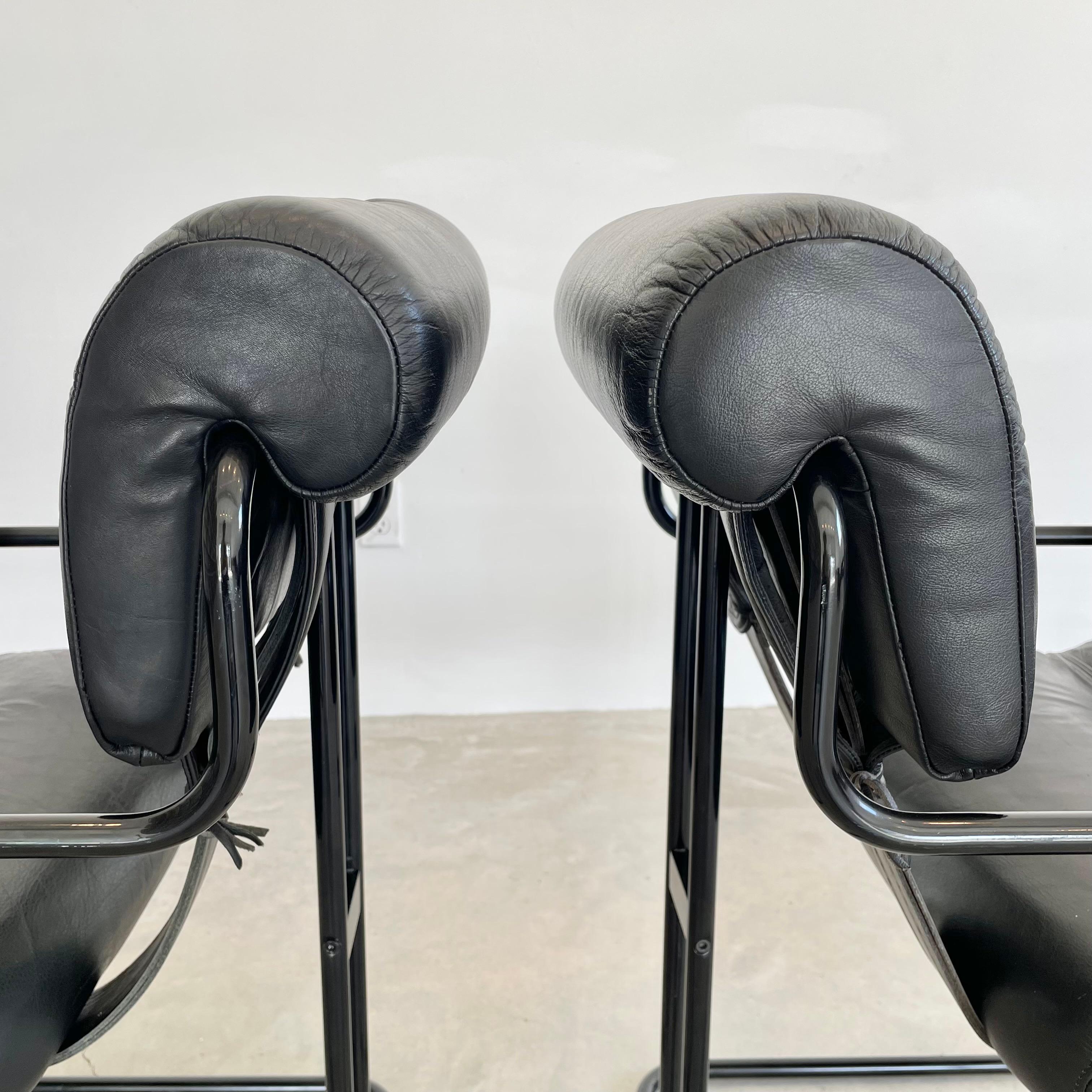 Esszimmerstühle Tucroma von Guido Faleschini aus schwarzem Leder für Mariani, 1980er Jahre, Italien im Angebot 10