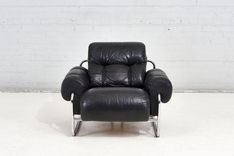 Tucroma black leather lounge chair by Guido Faleschini Pace Mariani, 1970 Italy. Original Black Leather on tubular chrome frame.