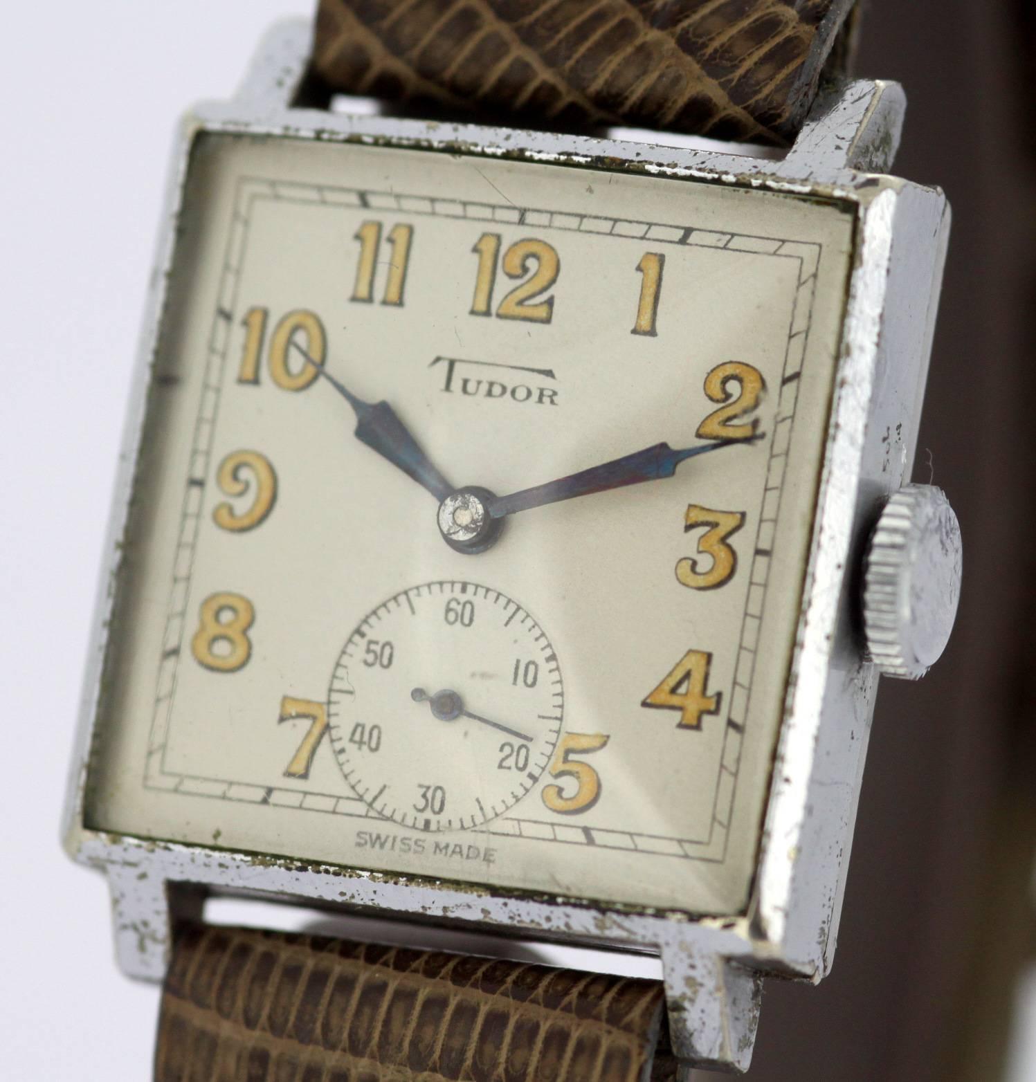 Tudor, Men's Manual Winding Wristwatch, circa 1940s In Good Condition In Braintree, GB