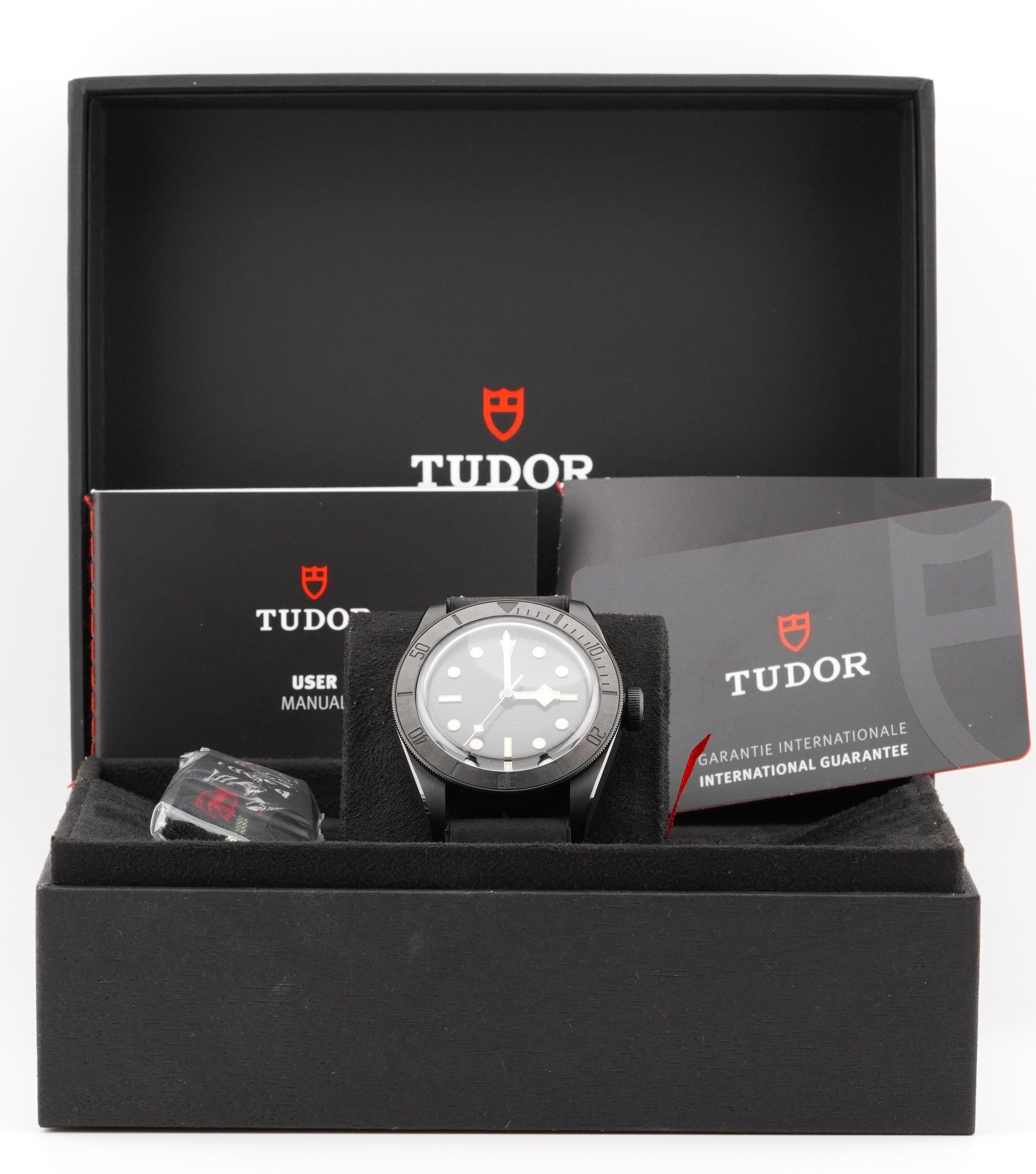 Tudor 2025 Black Bay 79210CNU Schwarz Keramik 41mm Uhr w / FULL SET im Angebot 9